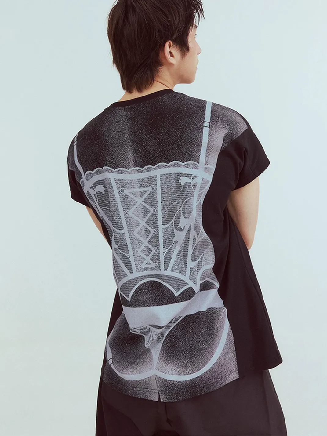 KADAKADA | Sculptural Granule Back Print Relaxed T-Shirt