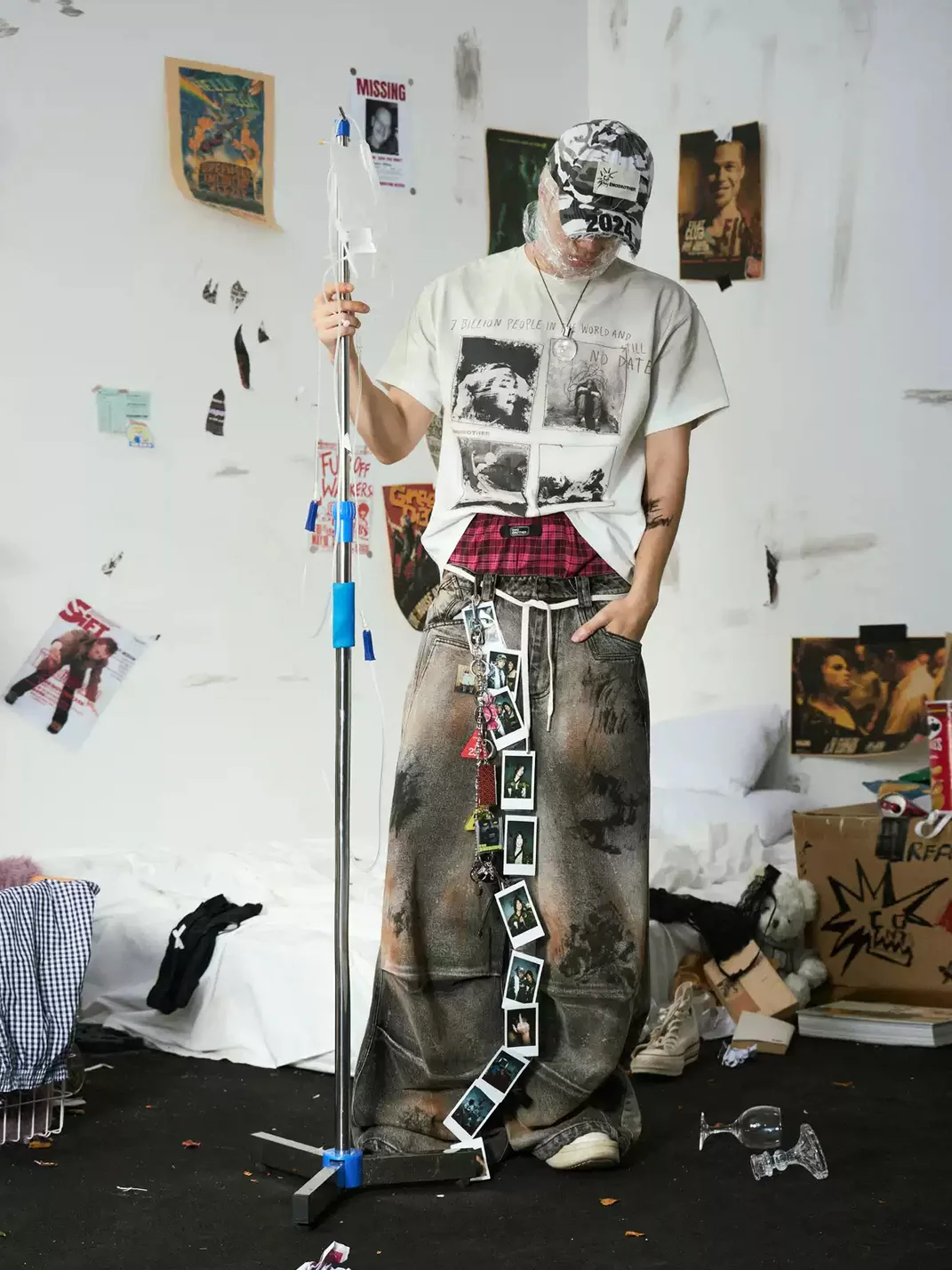 EMOBROTHER | Distressed Oxidized Stain Wide-Leg Jeans