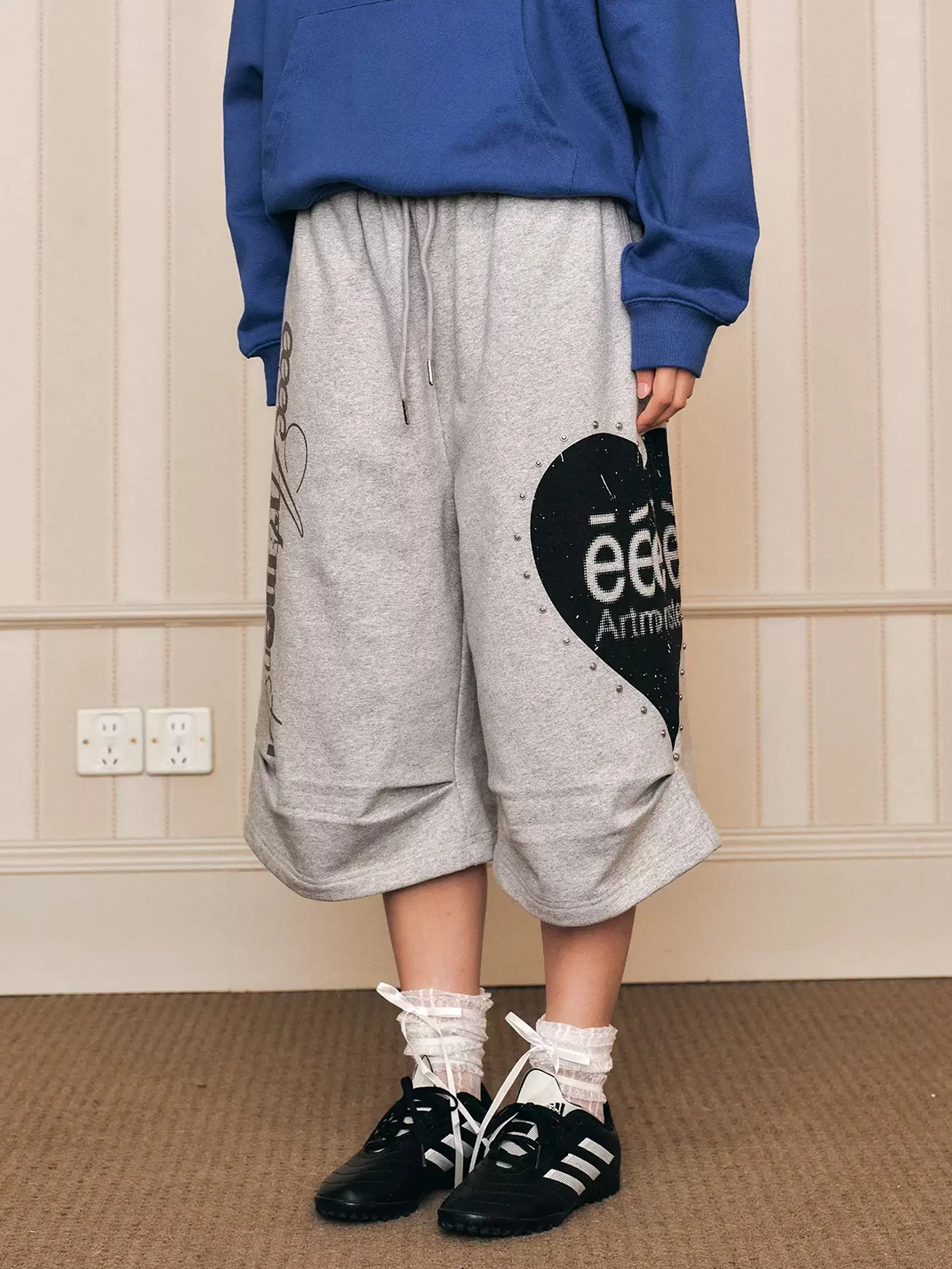 EeeeArtmonster | Heart Rivet Drawstring Shorts