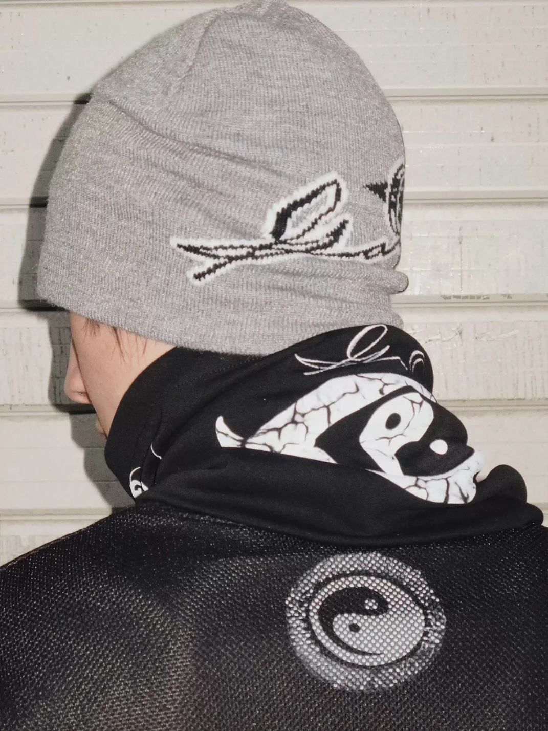 Game one | Outdoor Neck Warmer Tai Chi Totem