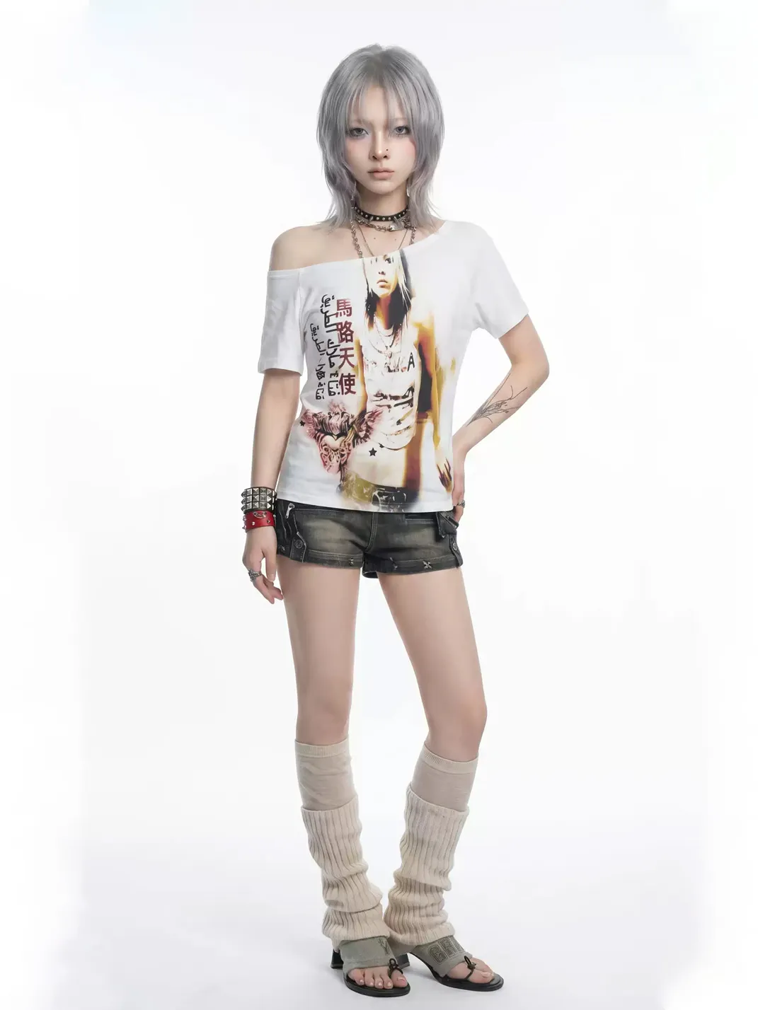 WEBBAR | Y2K Off-Shoulder T-Shirt