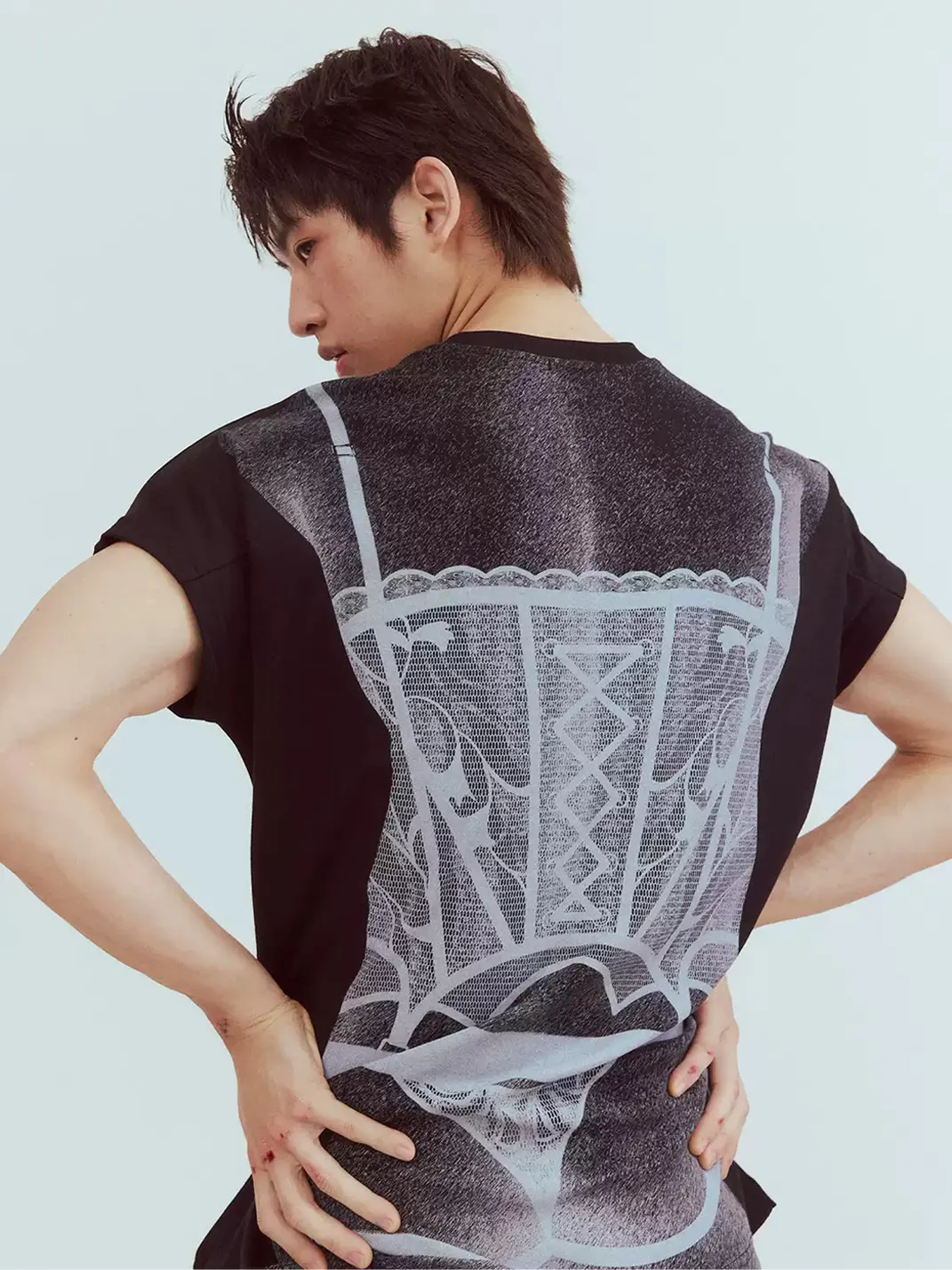 KADAKADA | Sculptural Granule Back Print Relaxed T-Shirt