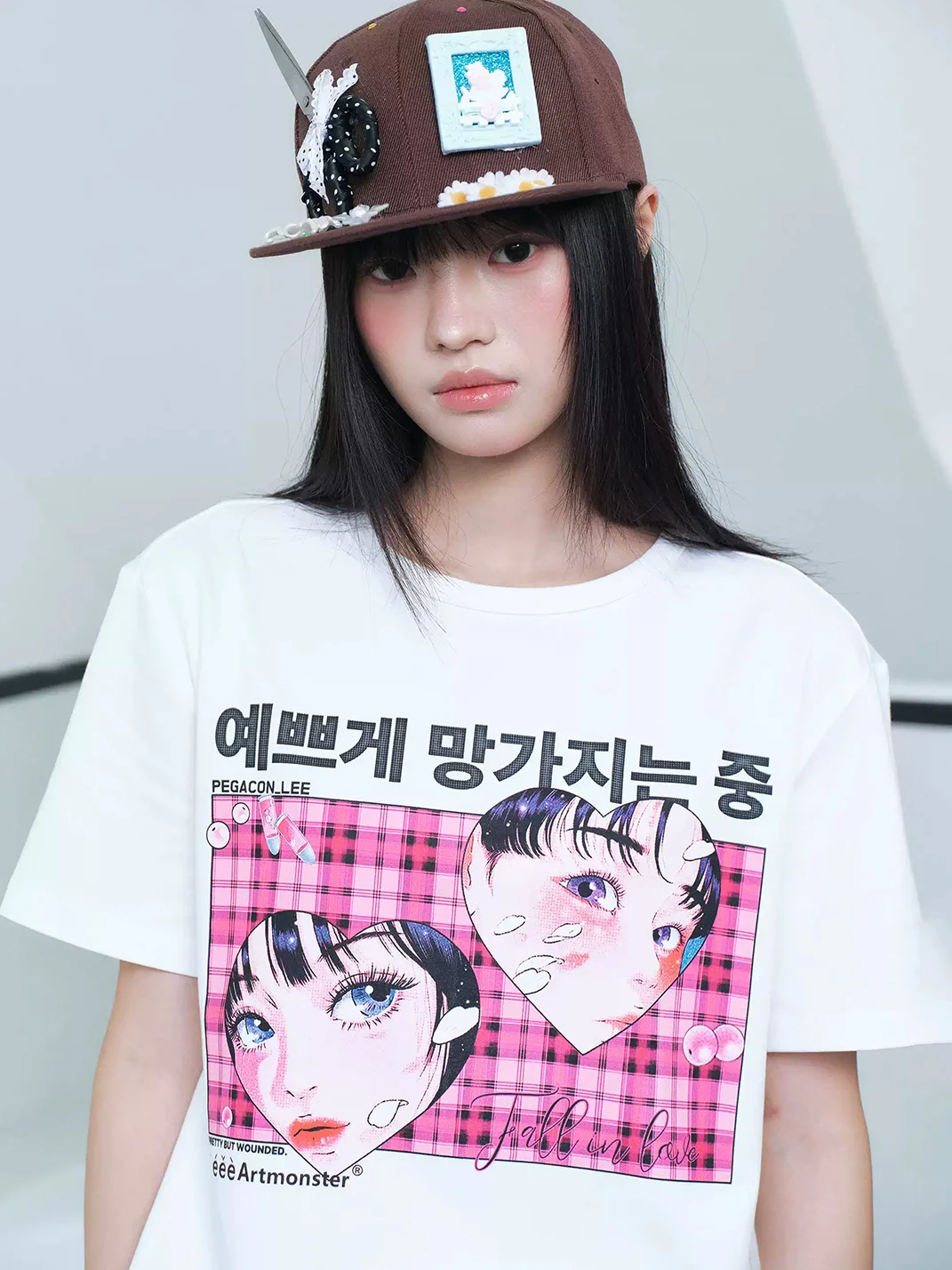 EeeeArtmonster | Pegacon Heart Graphic T-Shirt