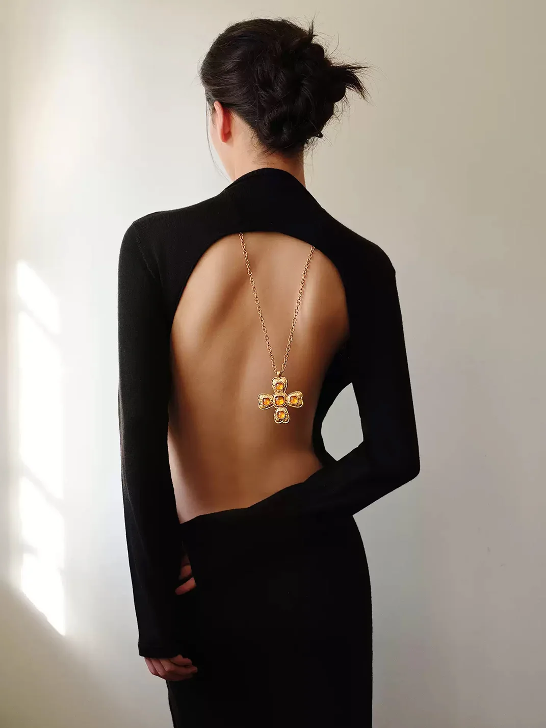 Tokokkino | Silver Bow Necklace
