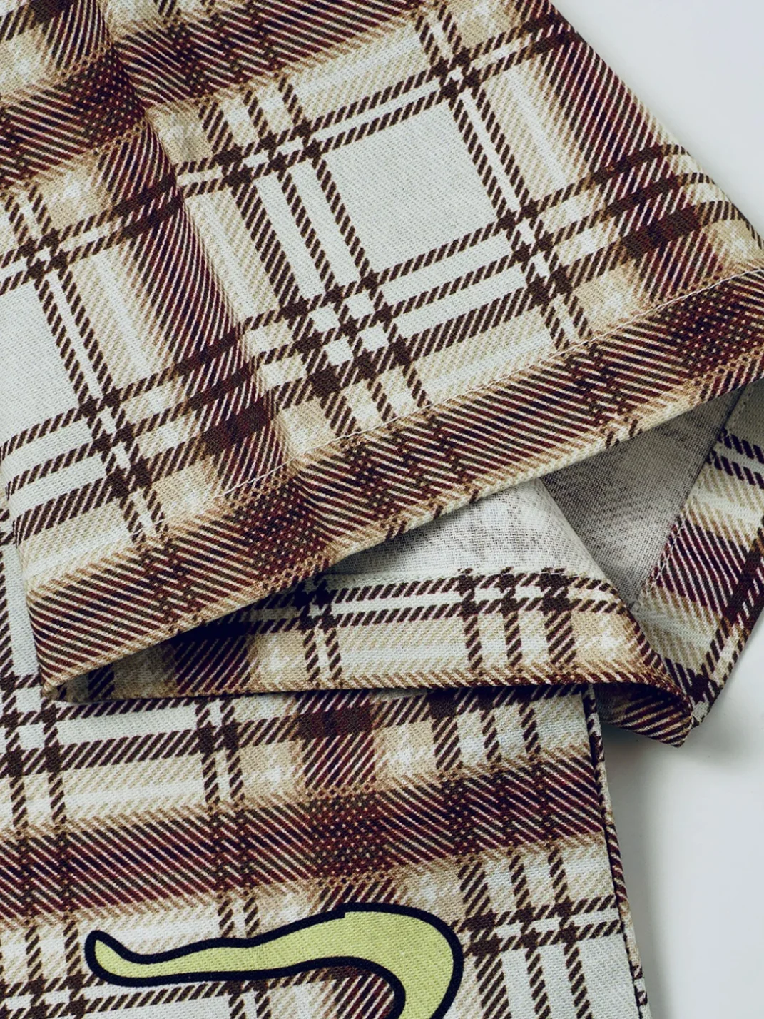 BlackBerry | Brown Plaid Graphic Shirt