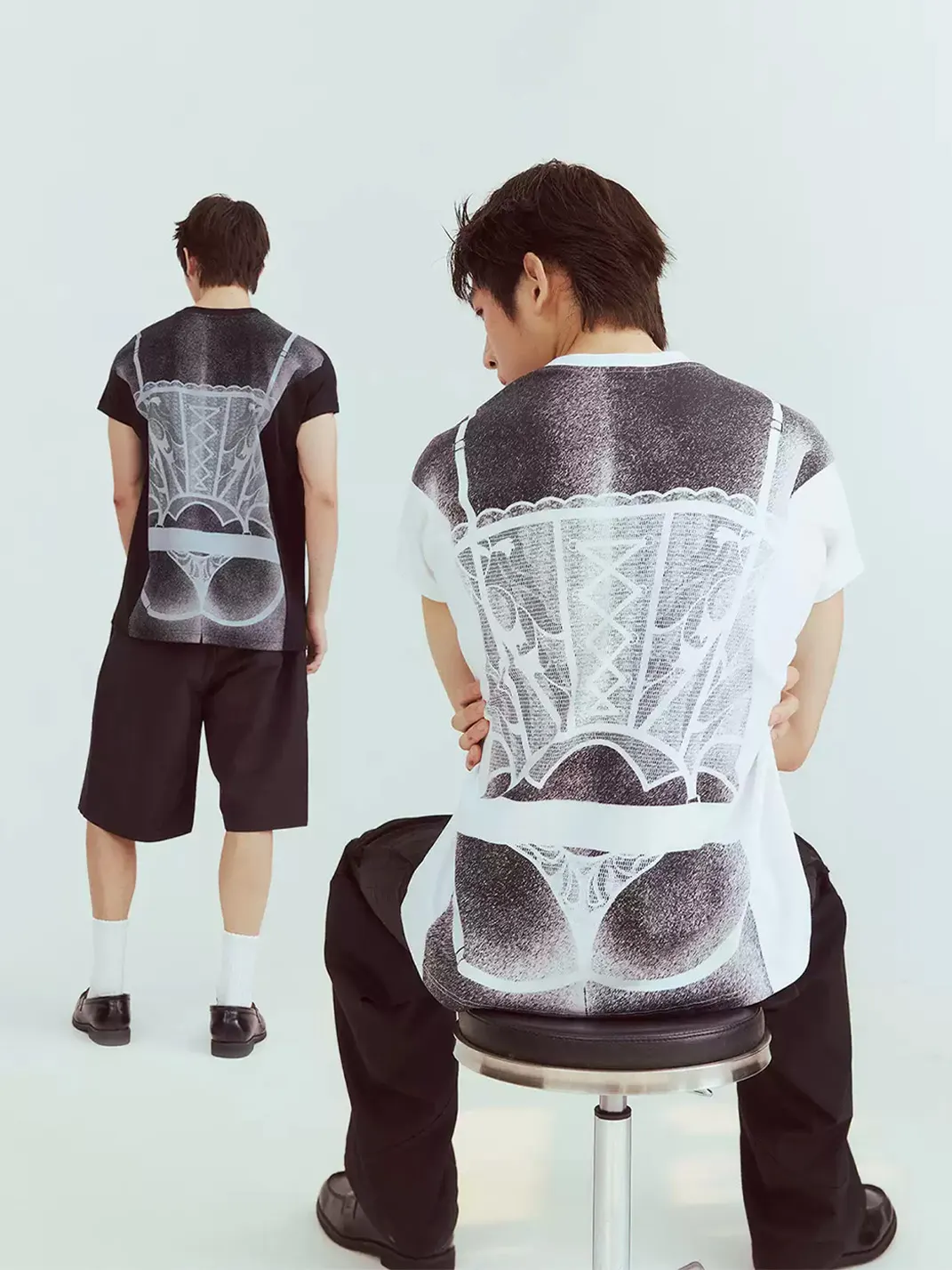 KADAKADA | Sculptural Granule Back Print Relaxed T-Shirt