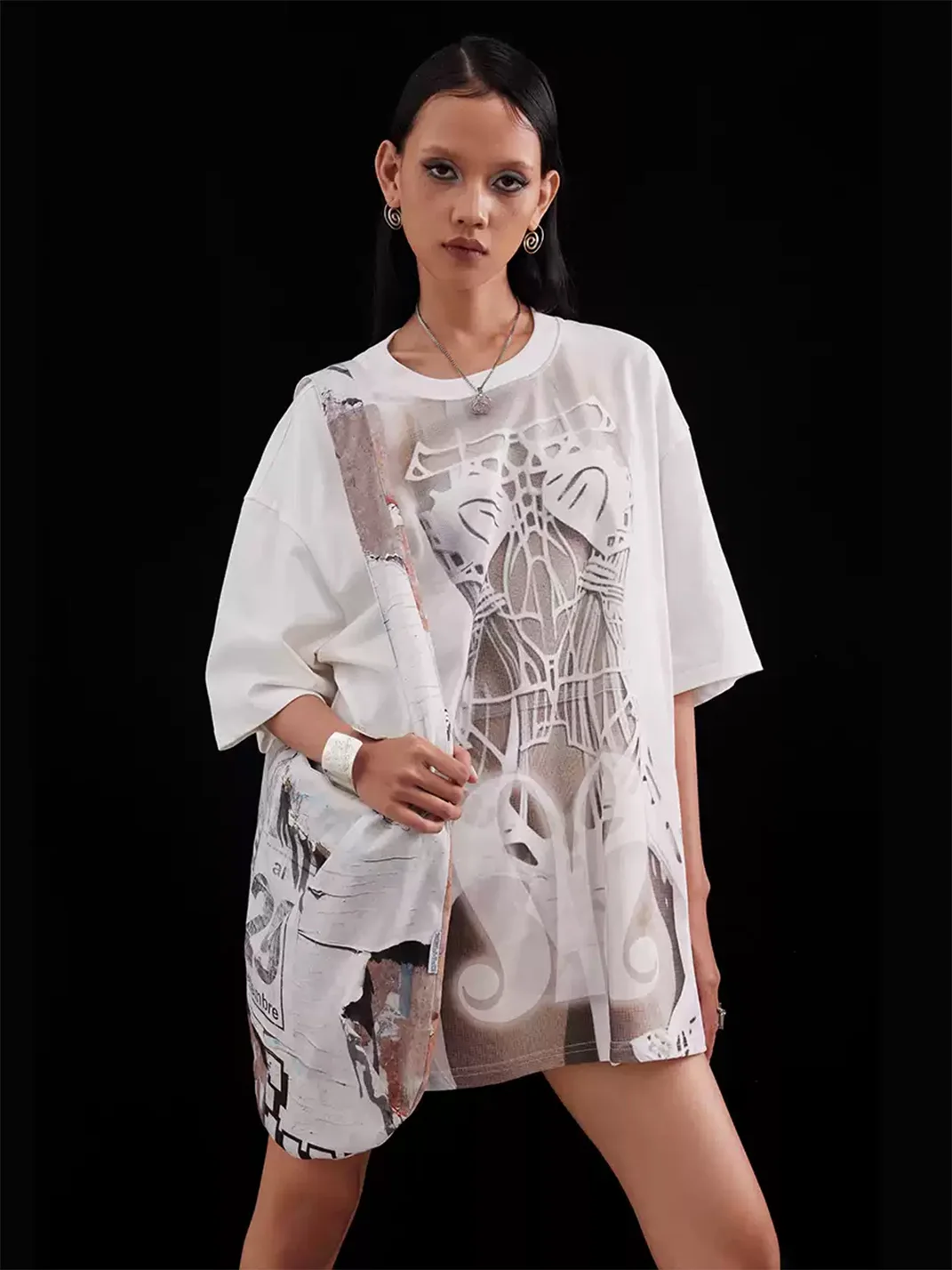 DAMAGE ASIA | Skeleton Corset Graphic Oversized T-Shirt