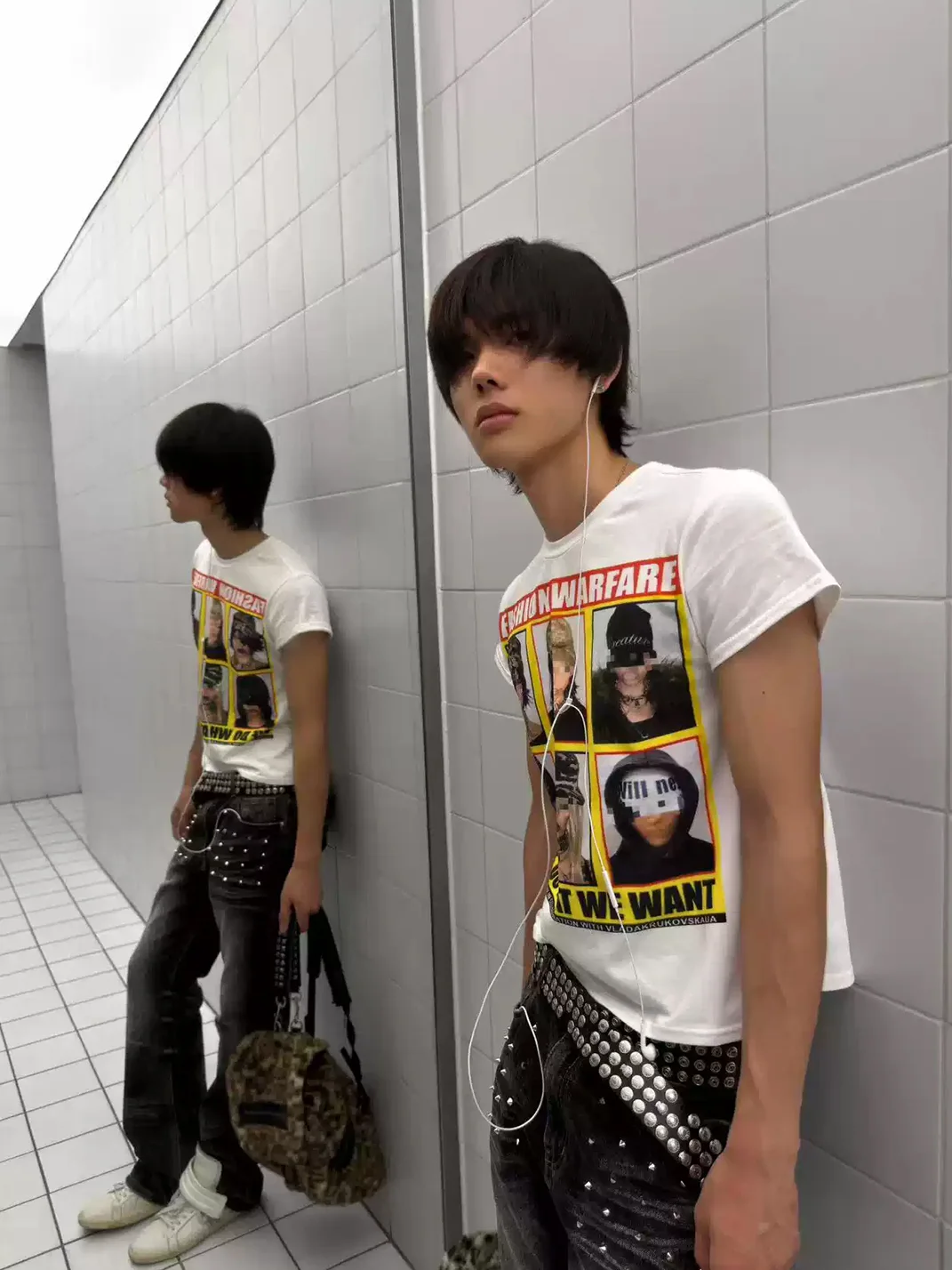 Reb form | Short Sleeve Graphic T-Shirt