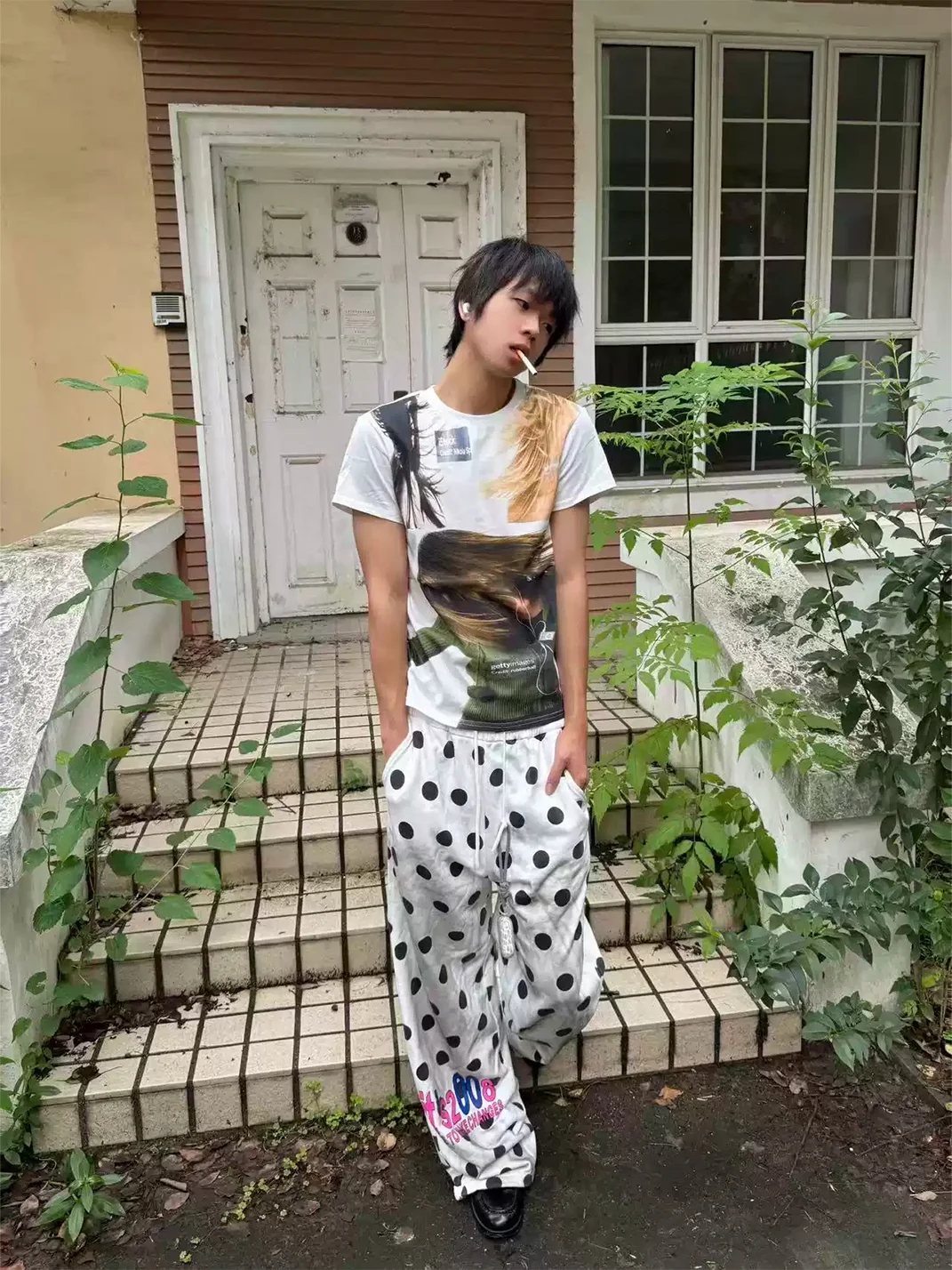 Reb form | 2000s Short Sleeve T-Shirt Unisex