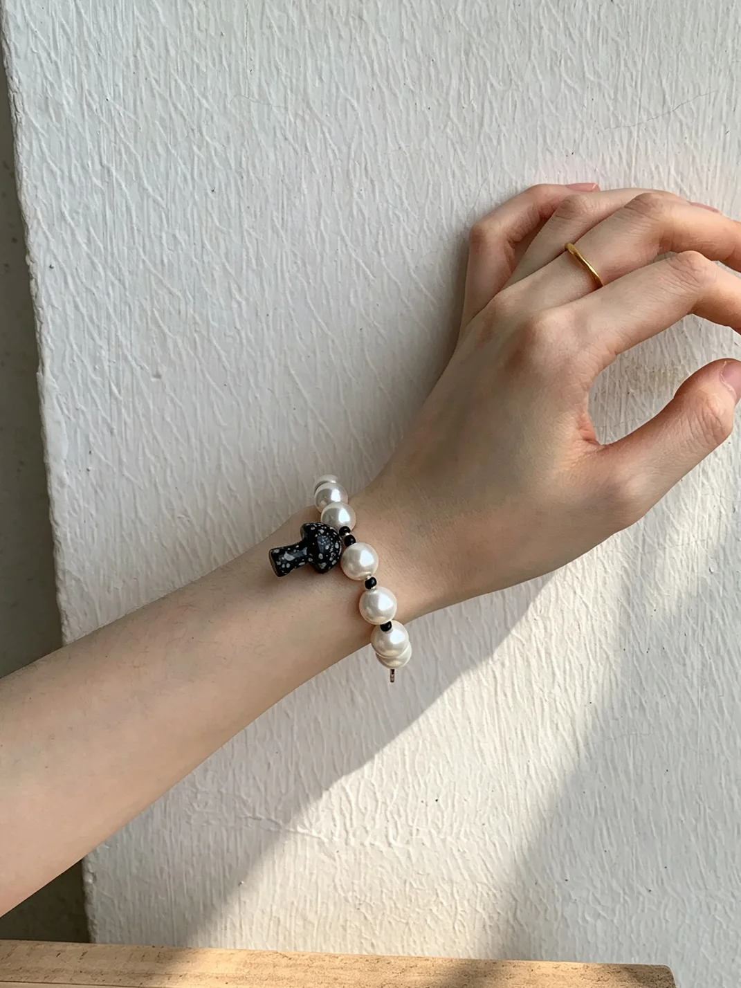 HappyRestaurant | Natural Stone Mushroom and Apple Beaded Bracelet