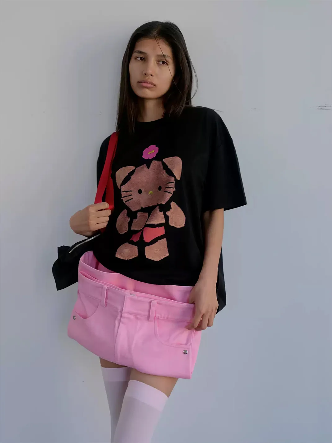 Fey Fey Worldwide | Kitty Print Black T-Shirt