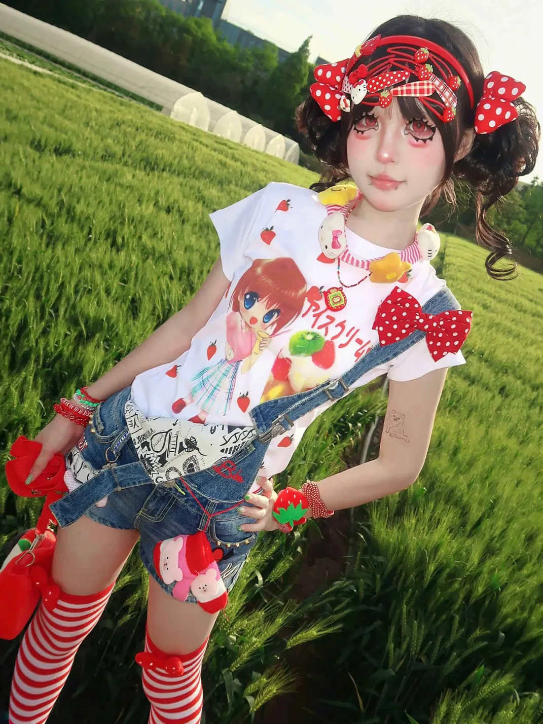 WEBBAR | Y2K Ice Cream Anime Girl Graphic T-Shirt