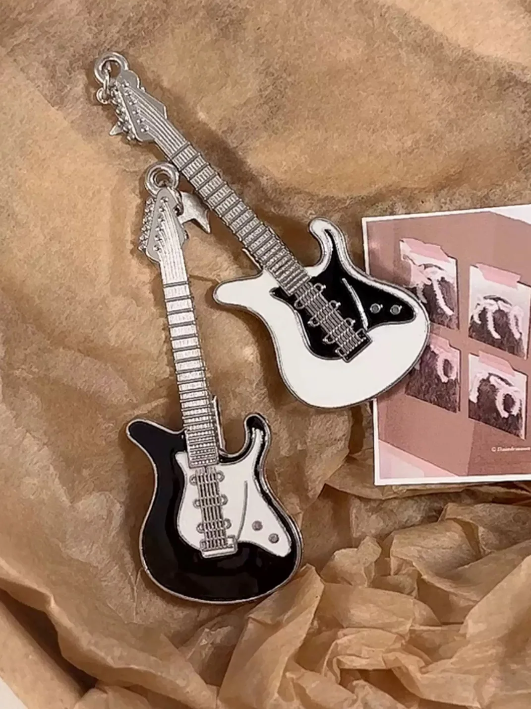 KHEPHAIA | Sweet Bow Alloy Star Guitar Hair Clips
