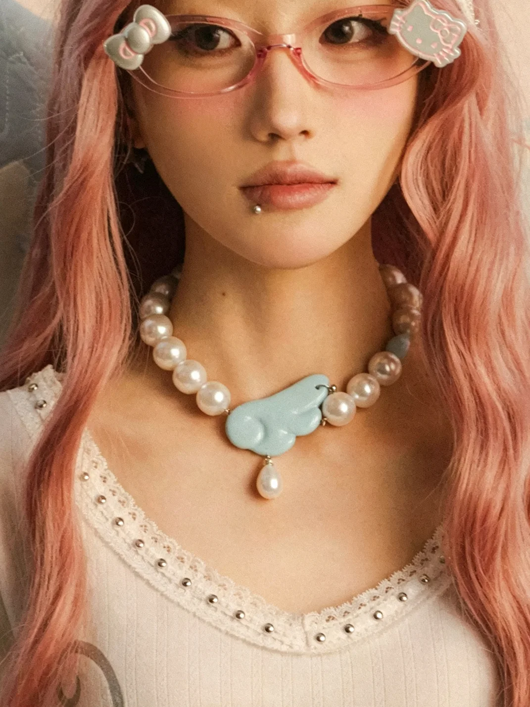 AmenAngel | Angel Wing Pearl Choker Necklace