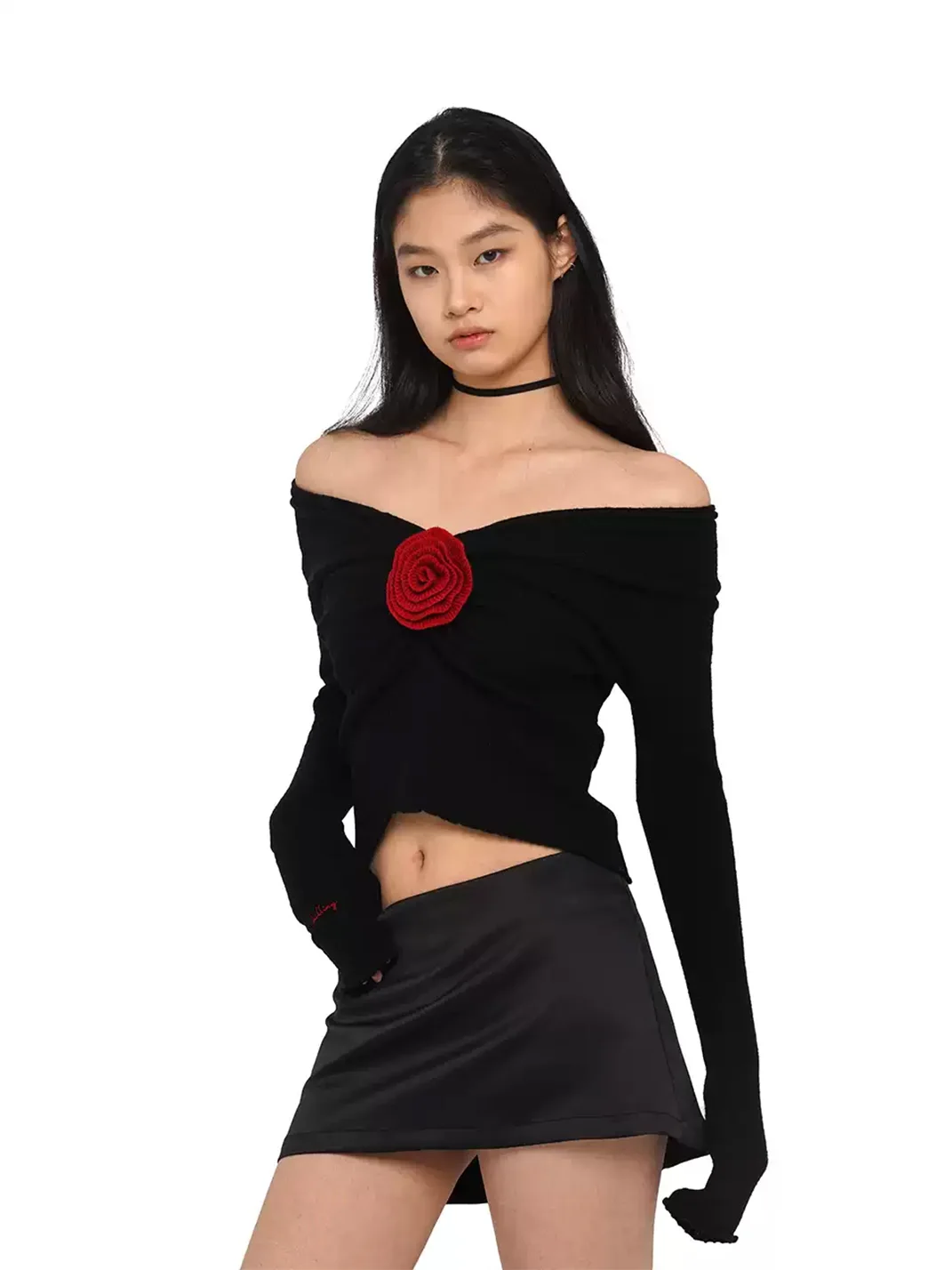 SweetChilling | Rose Detail Ruched V-Neck Cropped Sweater