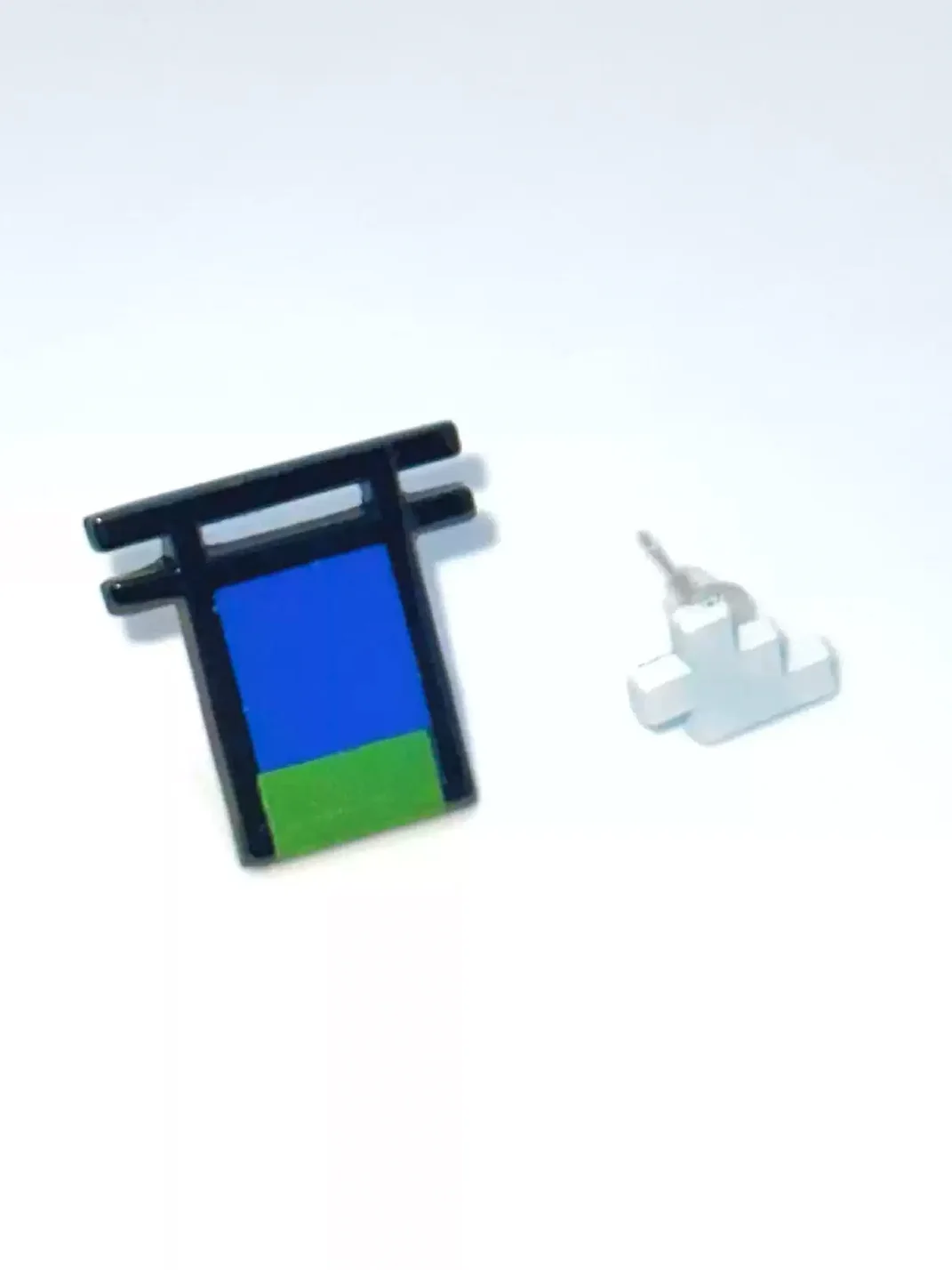 AXBD | Electronic Torii Cyber Earrings