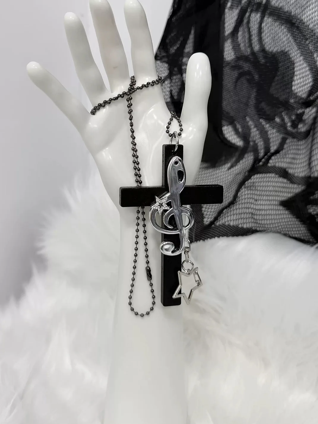 1GASTERINN | Cross Note Punk Necklace