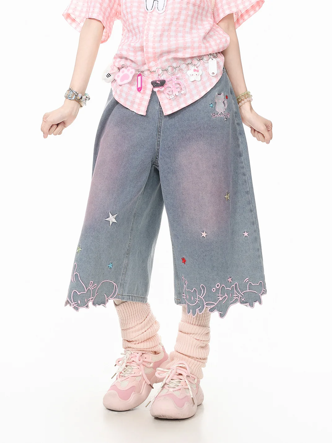 Languid Park | Women's Star Cat Embroidered Wide Leg Cropped Jeans