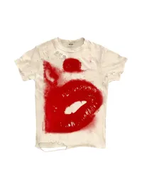 SHIBU | Distressed Lip Print Short-Sleeve T-Shirt
