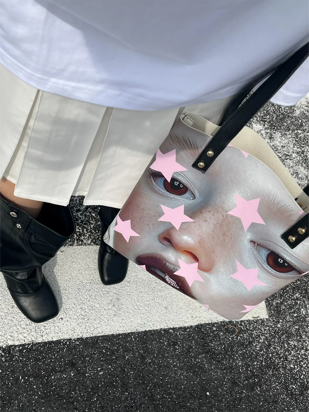 Oogreenapple | Portrait Star Print PU Tote Bag
