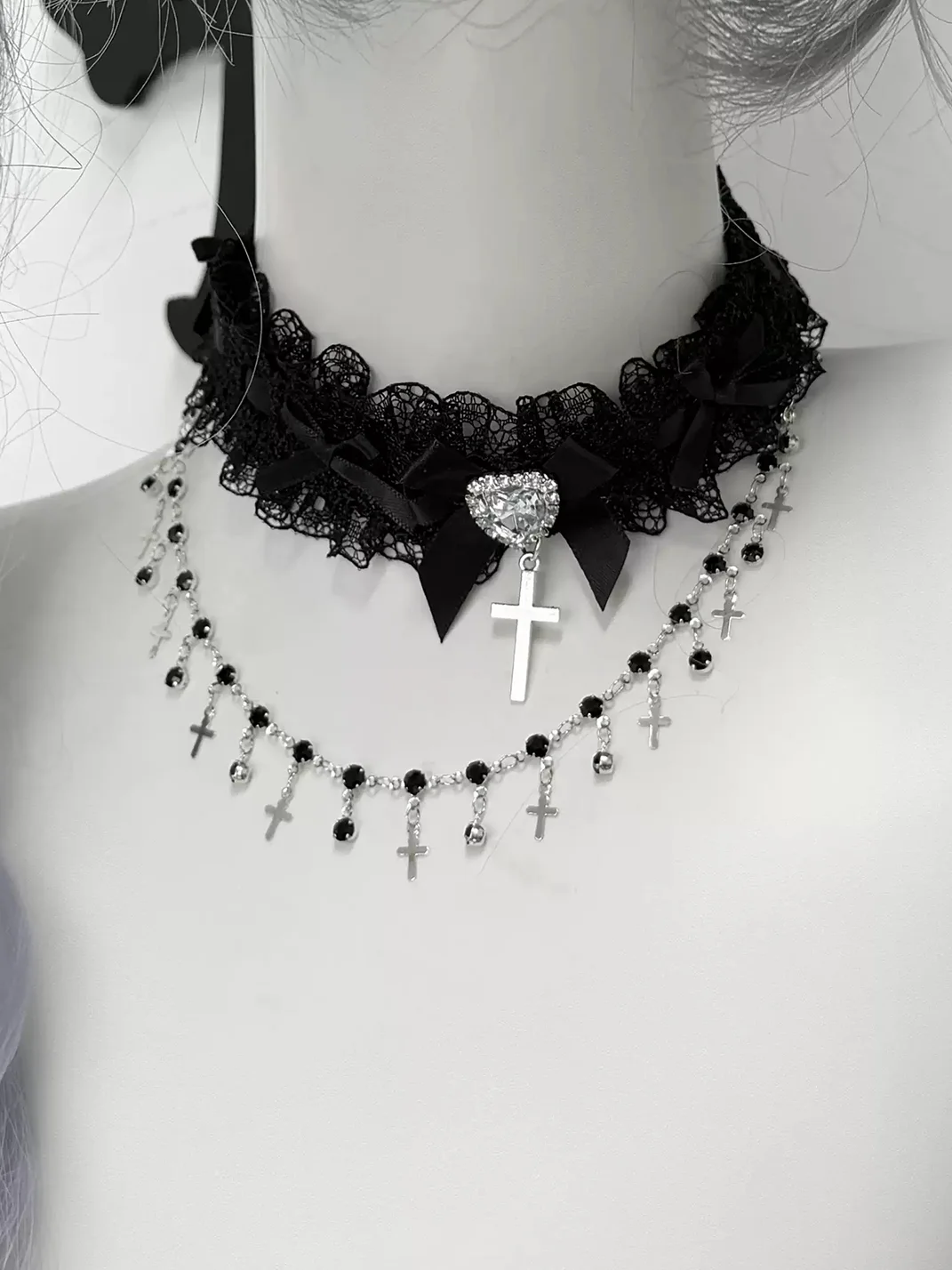 1GASTERINN | Black Lace Choker With Heart Rhinestone Pendant