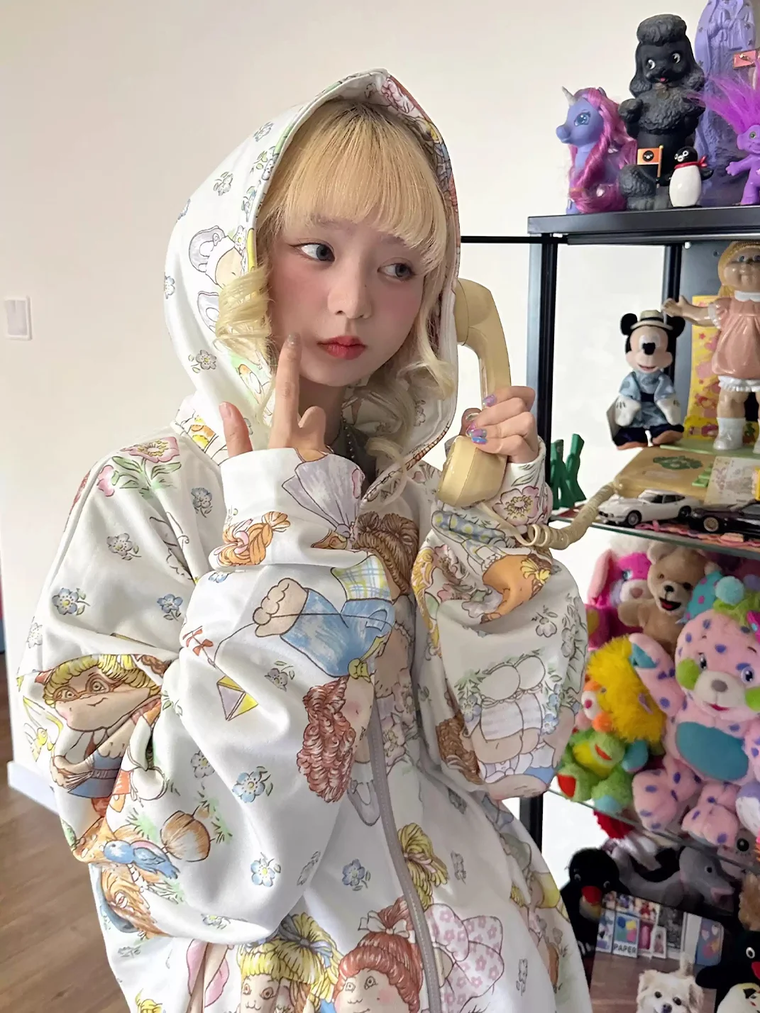 Bunnybunnygun | Oversized Cartoon Print Zip-Up Hoodie