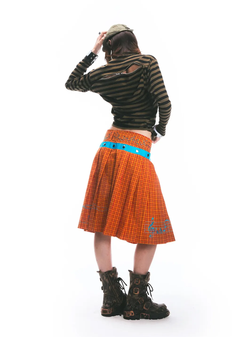 Fruitanari | Musical Note Embroidered Pleated Skirt