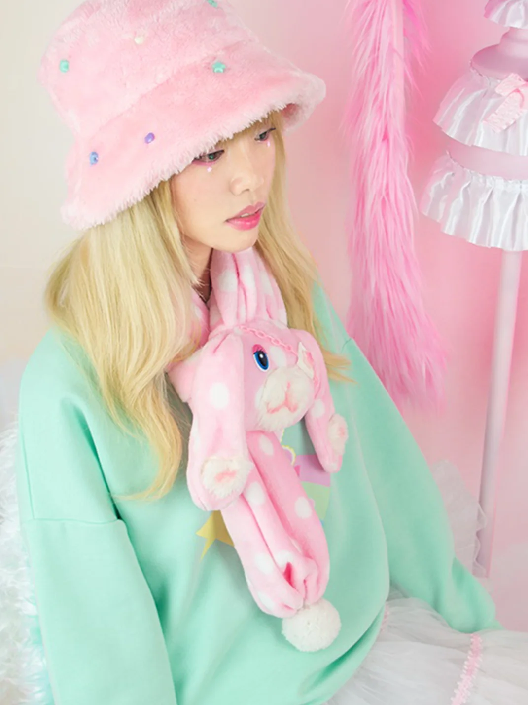 NIHONKIDS | Plush Rabbit Scarf