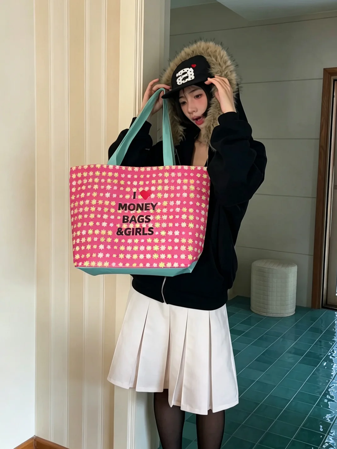 Oogreenapple | Women's Cute Doll Pattern DuPont Tote Bag