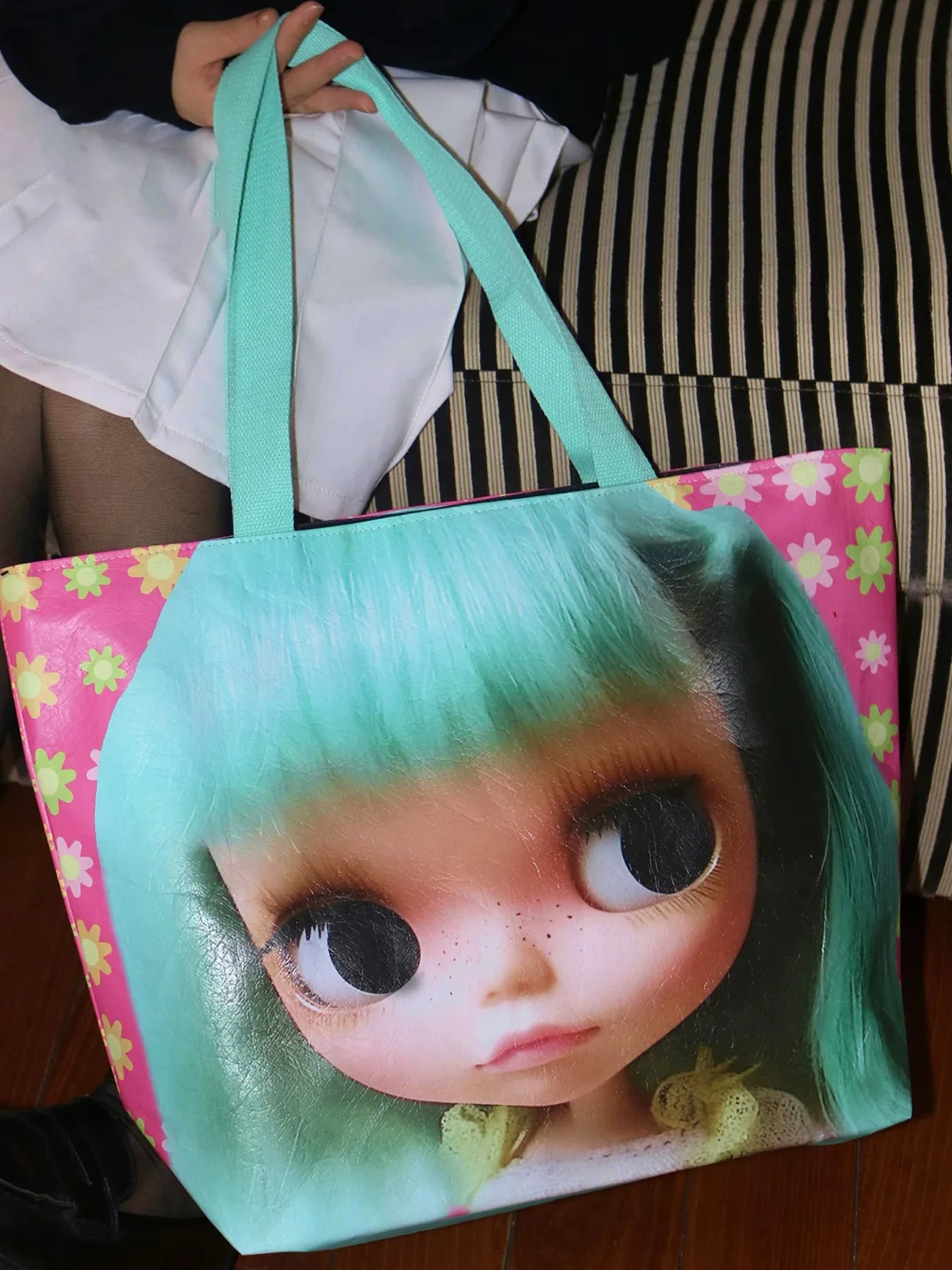 Oogreenapple | Women's Cute Doll Pattern DuPont Tote Bag