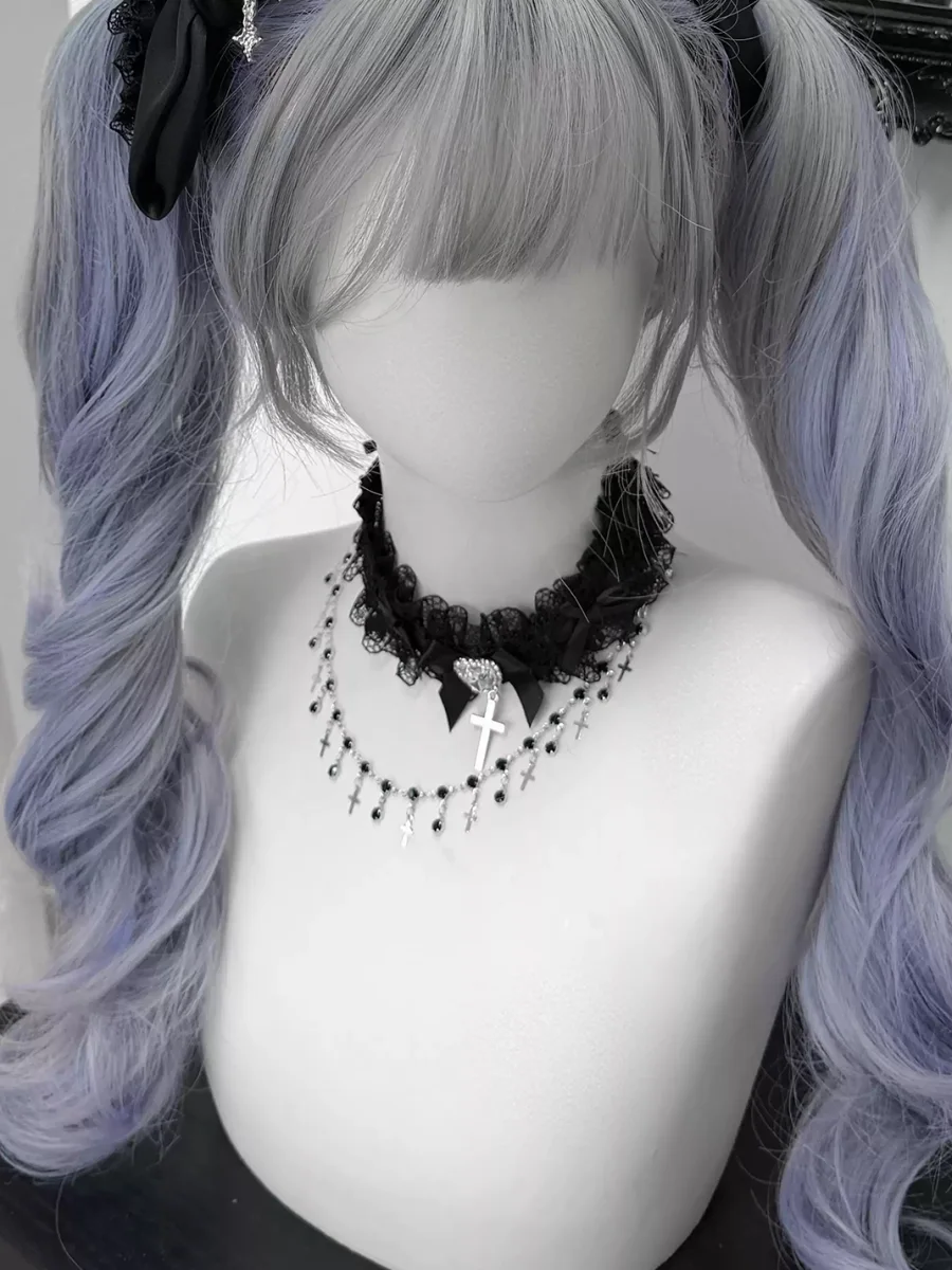 1GASTERINN | Black Lace Choker With Heart Rhinestone Pendant - 3