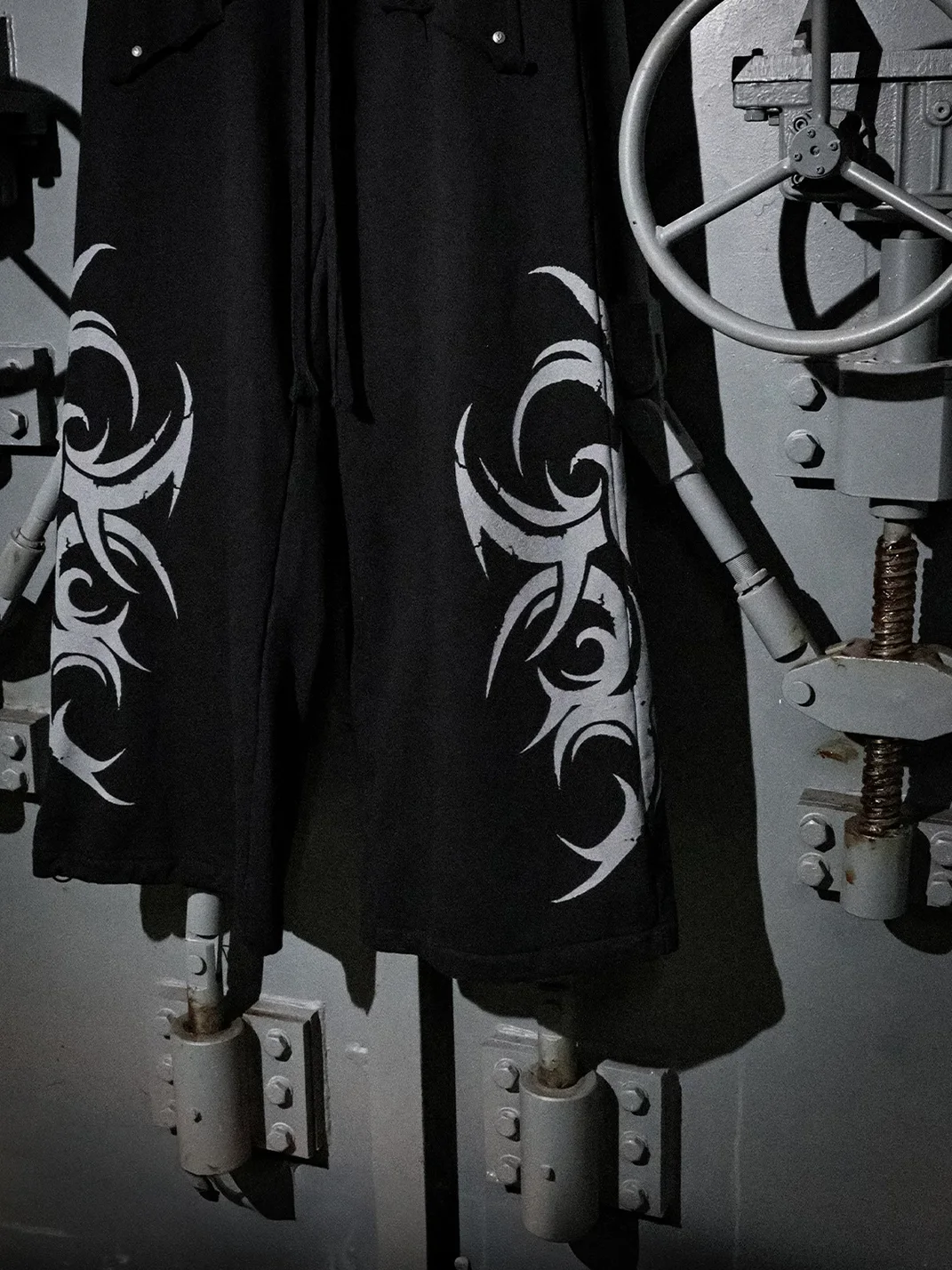 LoseControlEdge | Reversible Baggy Tribal Print Sweatpants