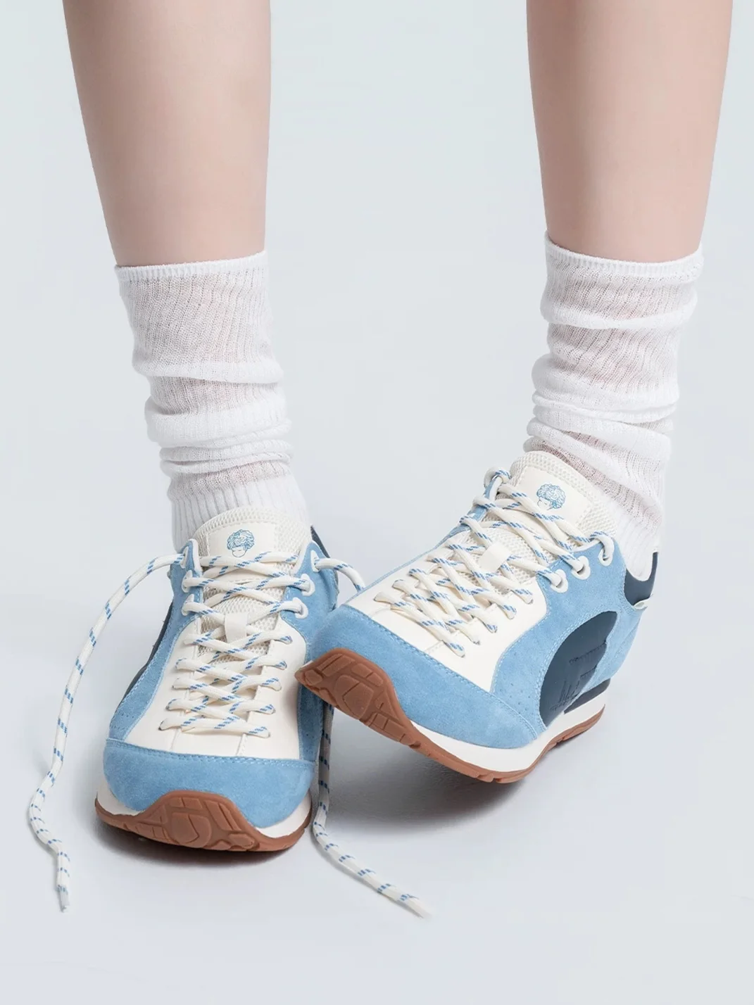 PINKAMOR | Blue Wing Casual Sneakers