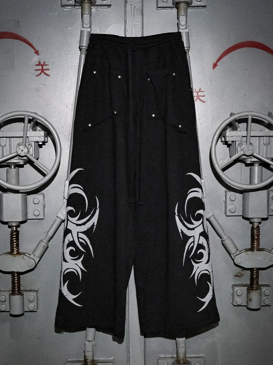 LoseControlEdge | Reversible Baggy Tribal Print Sweatpants