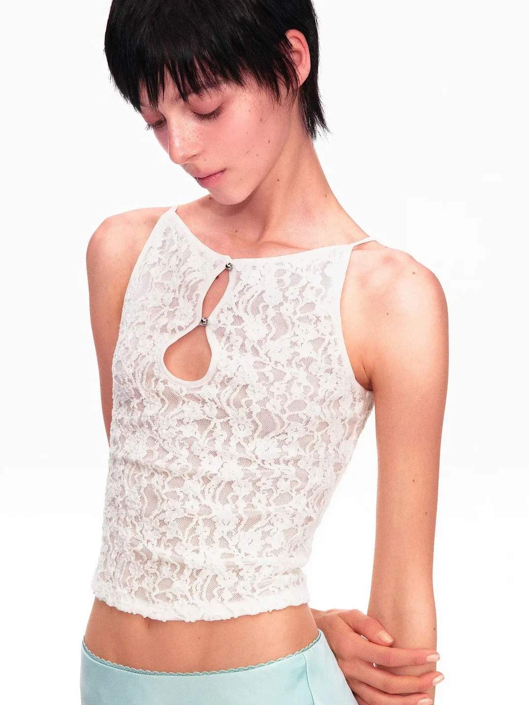 Ayo | Slim Fit Keyhole Lace Camisole