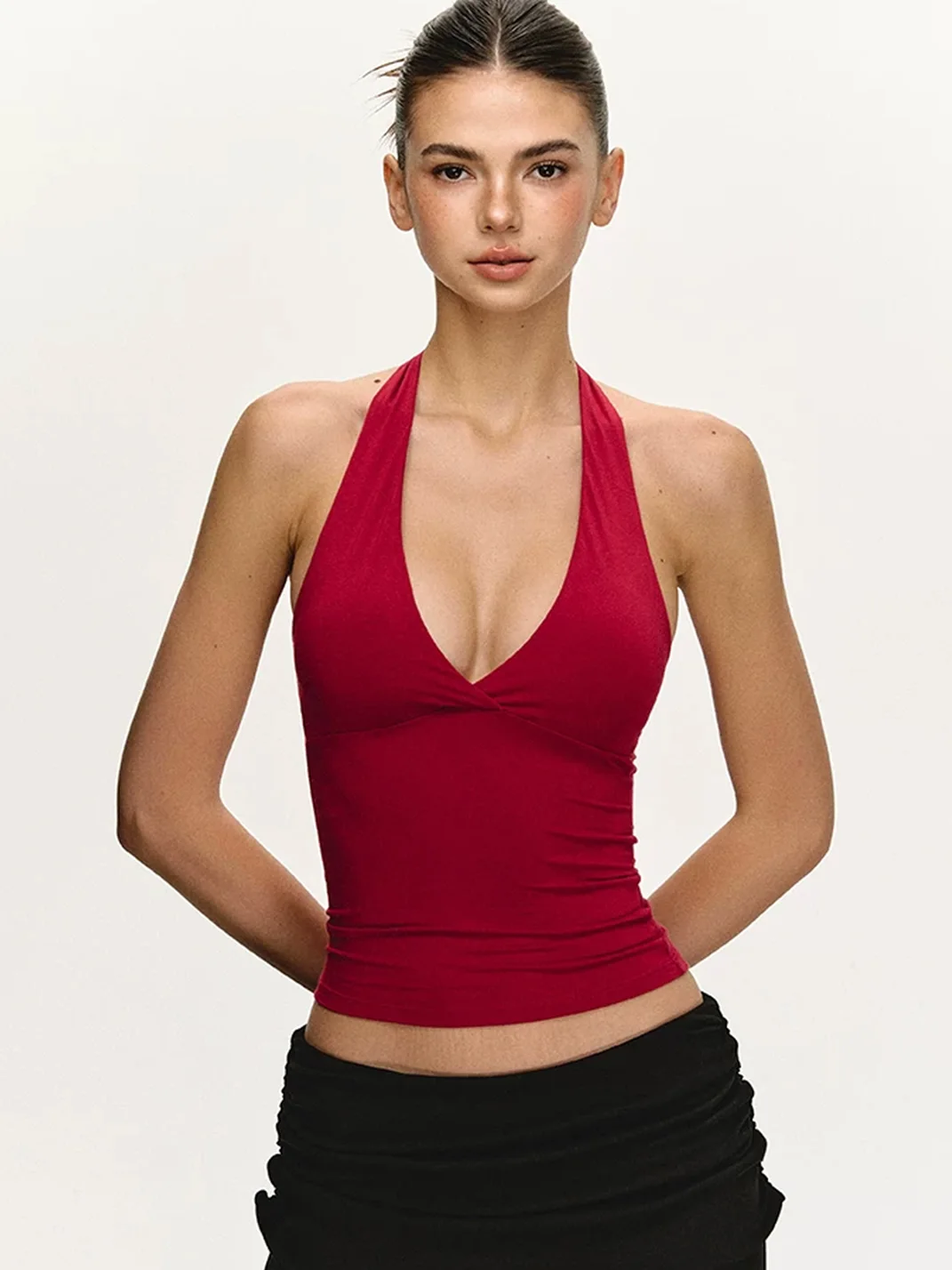 Anna aneae | Women's Halter V-Neck Cropped Tank Top