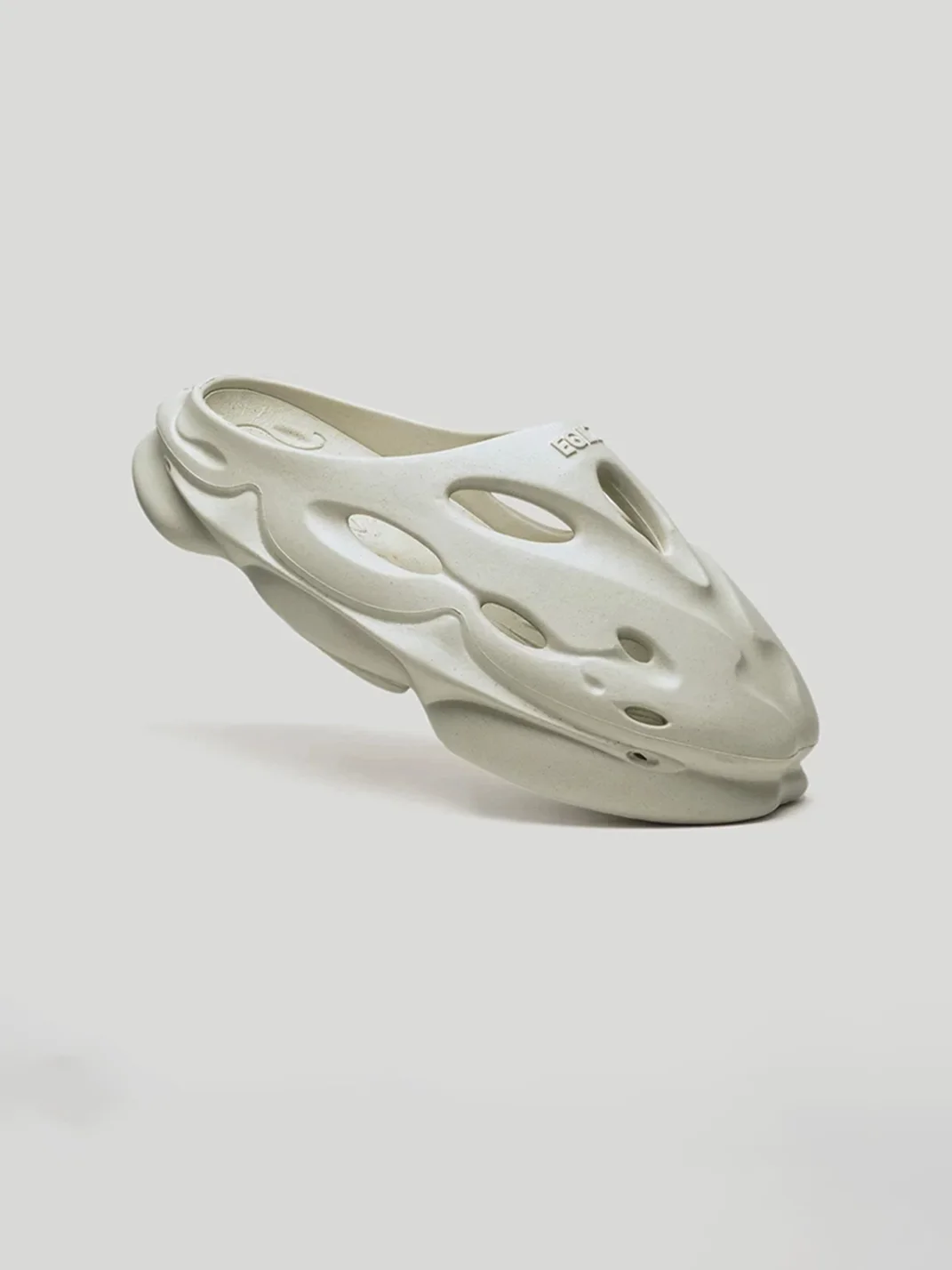 EQLZ | Unisex Perforated Platform Clog Slippers