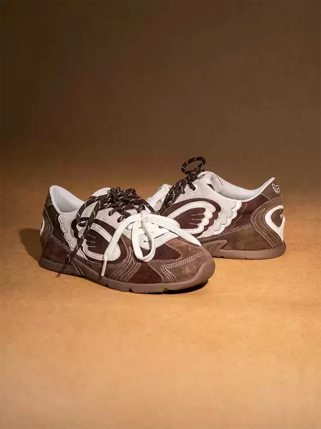 PINKAMOR | Brown White Wing Training Sneakers