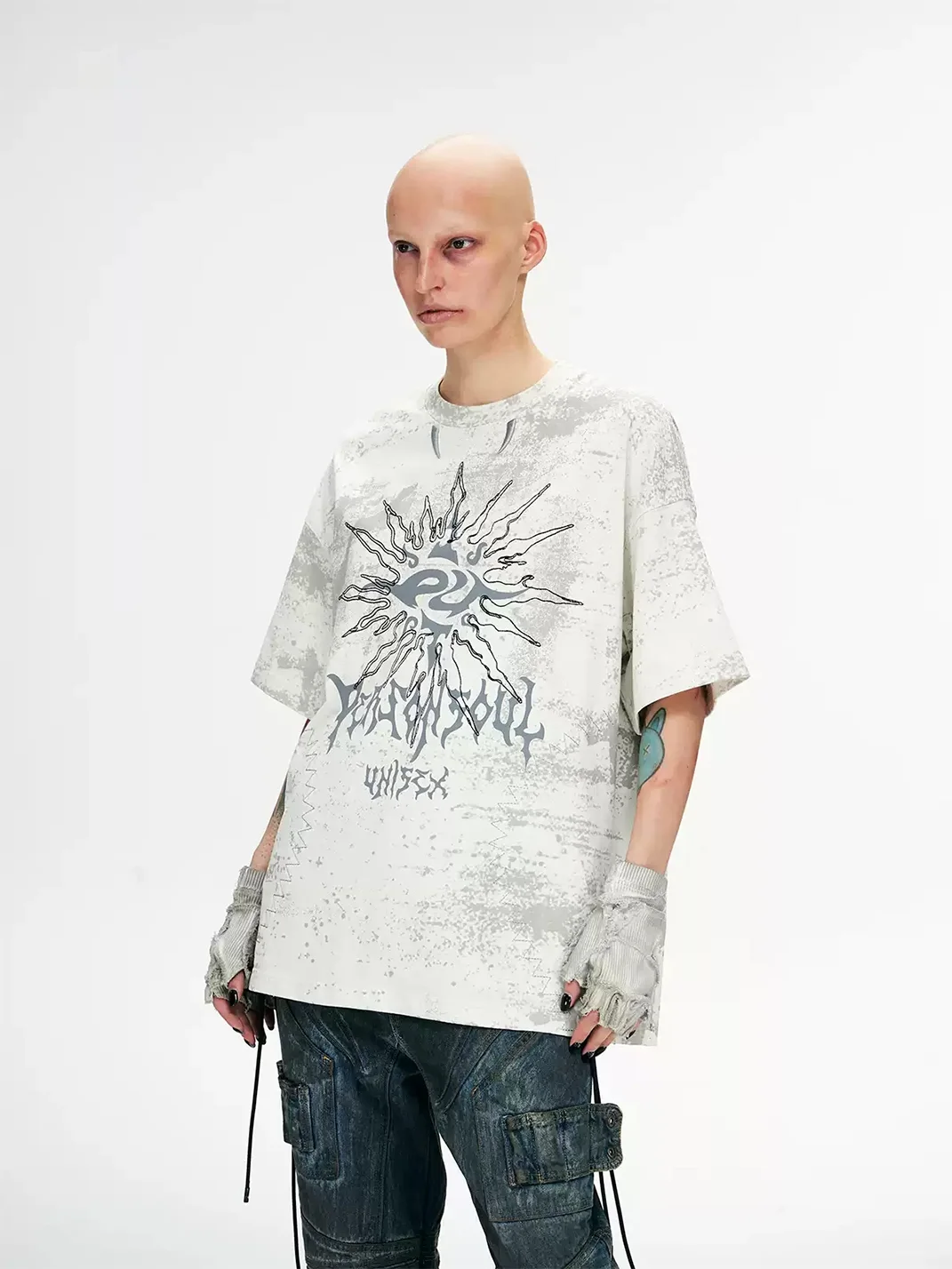 PERSONSOUL | Sun Totem Embroidered Oversized T-Shirt