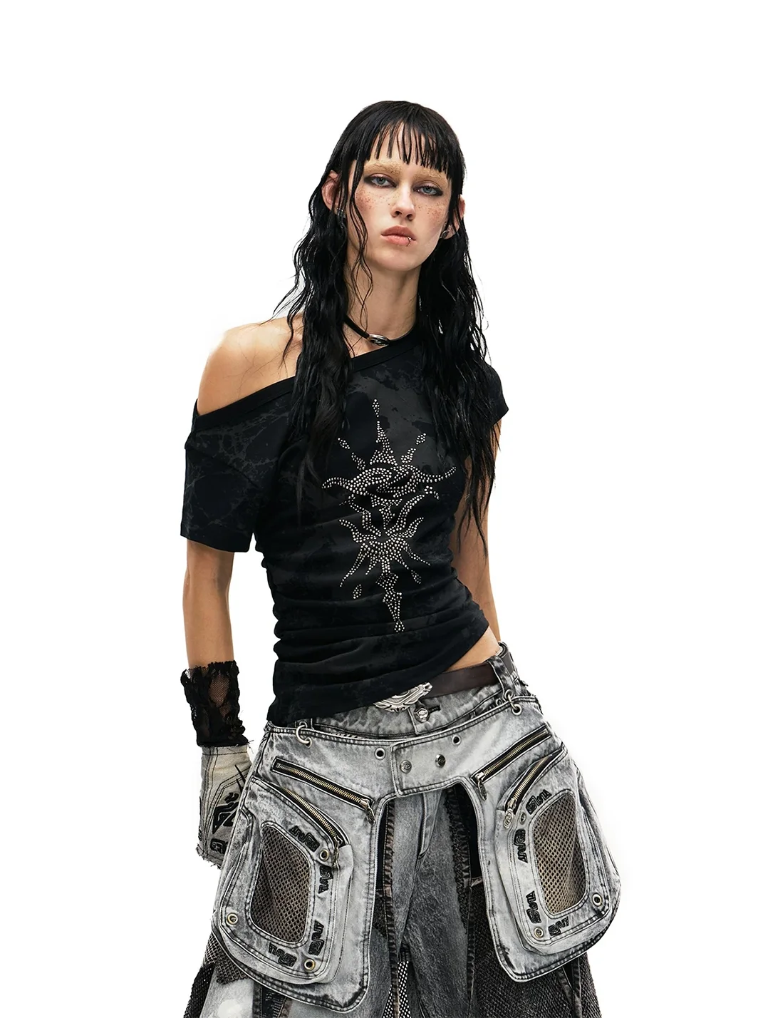 PERSONSOUL | Asymmetric One-Shoulder Slim Graphic T-Shirt