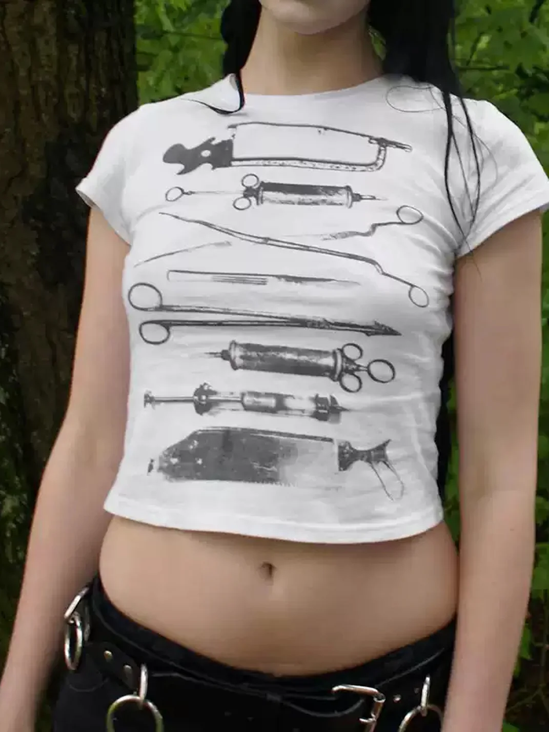 YWEMWZ | Surgical Tools Print Fitted Crop T-Shirt