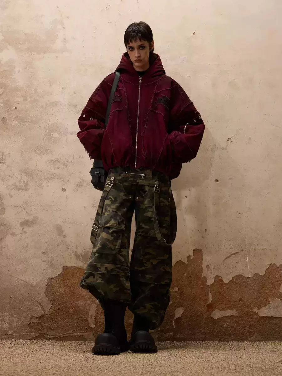 PERSONSOUL | Three-In-One Detachable Camouflage Bib Cargo Pants - 4