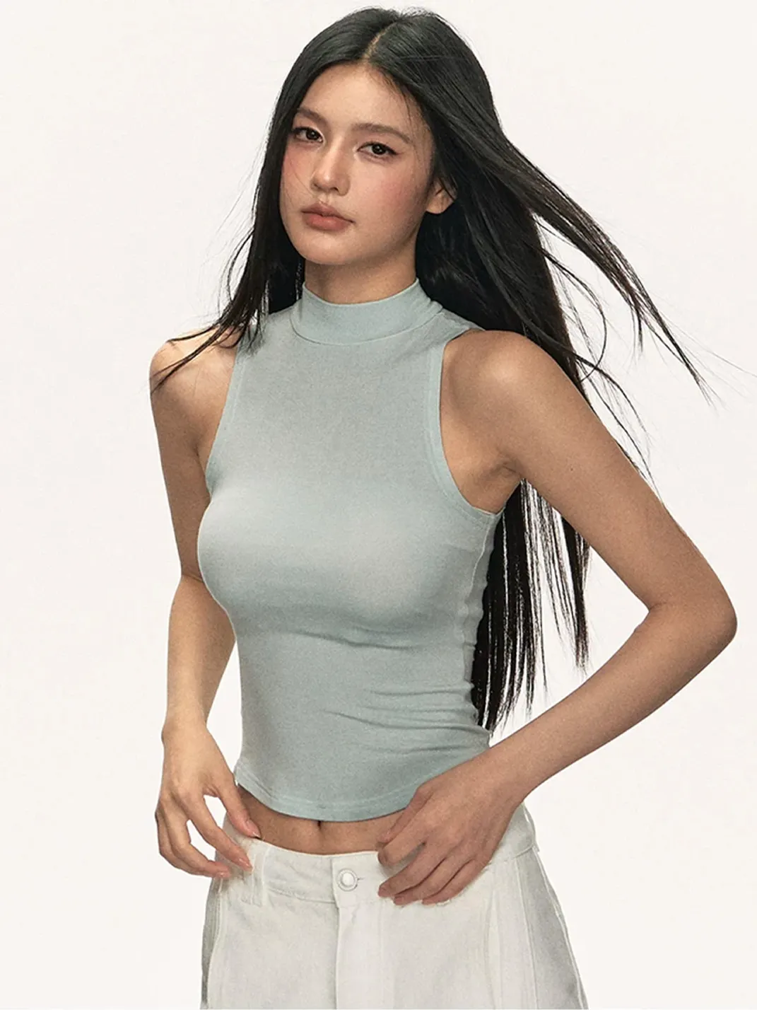 Anna aneae | Slim Knit Cropped Tank Top