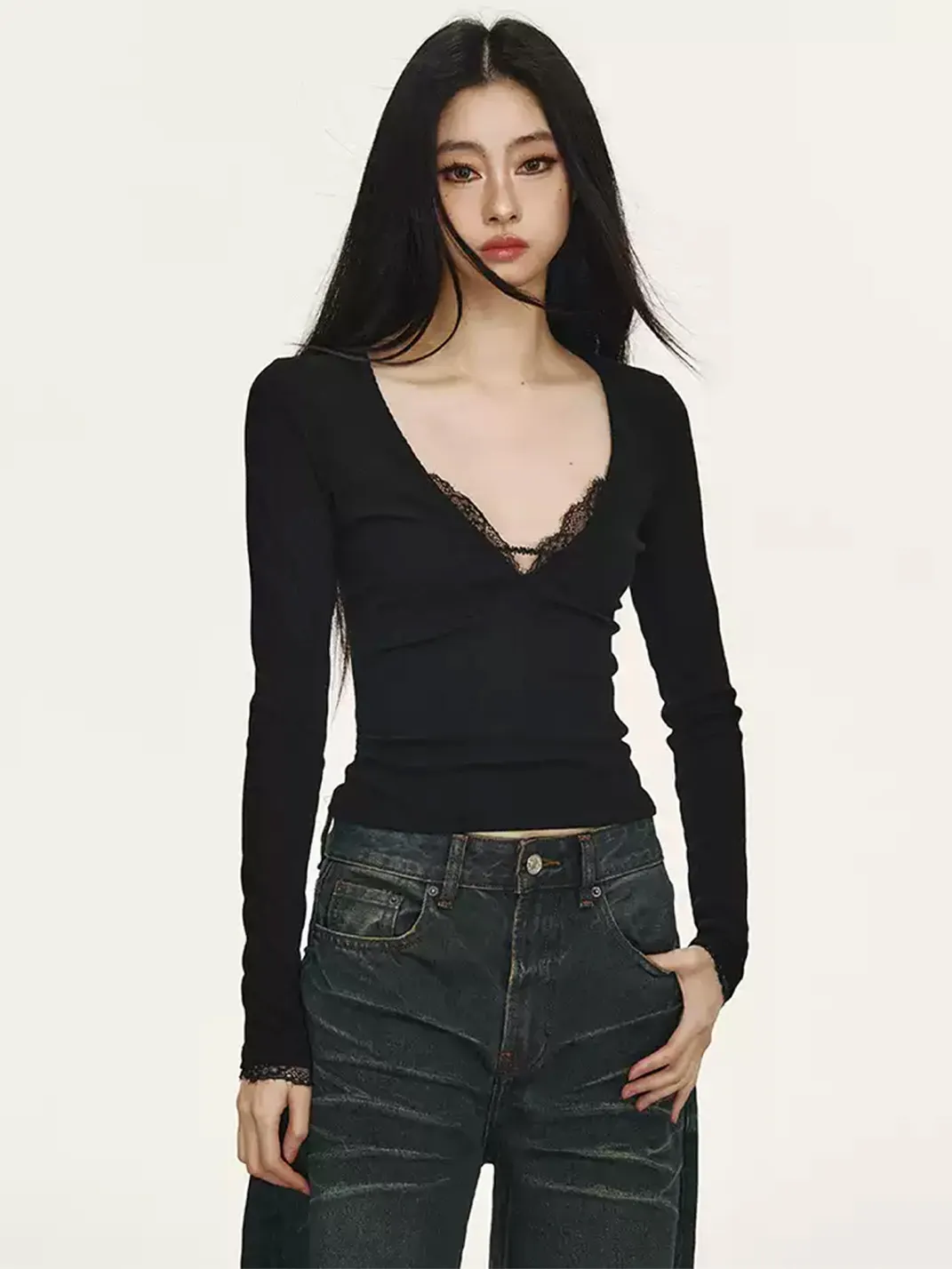 Anna aneae | Lace Ribbed Fitted Knit Top