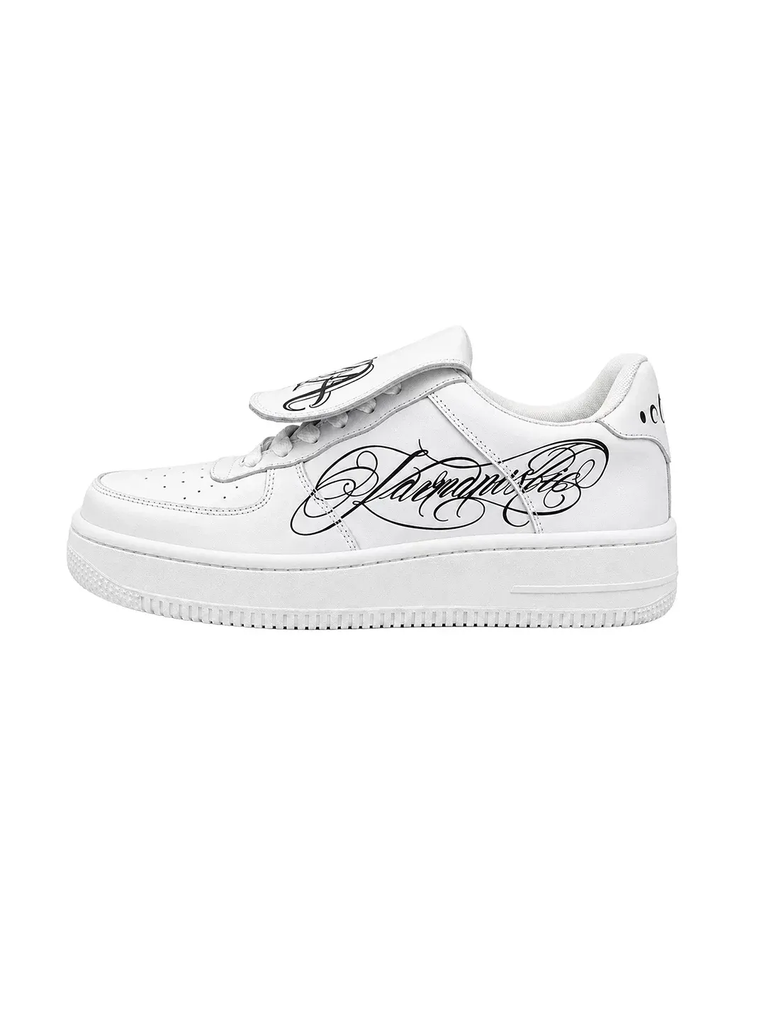 KARMANISTIC | Rivet Thick Sole Low-Top Sneakers