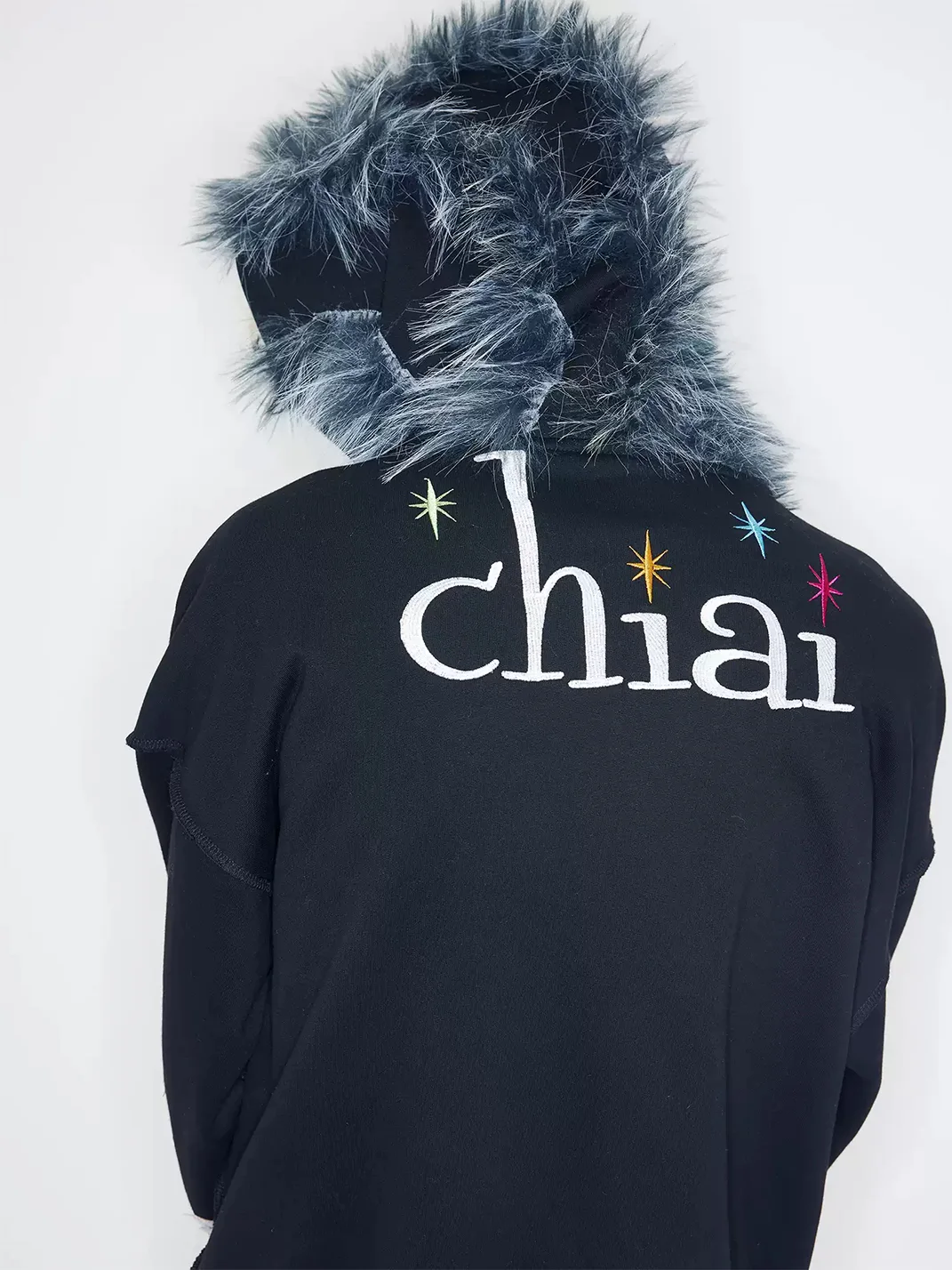 CHAI | Embroidered Hooded Zip Jacket