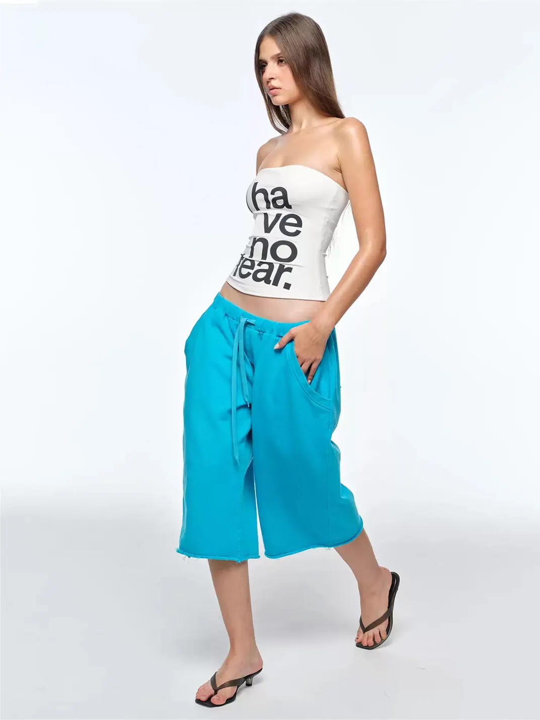BUM STUDIO | Loose Cropped Wide Leg Sweatpants