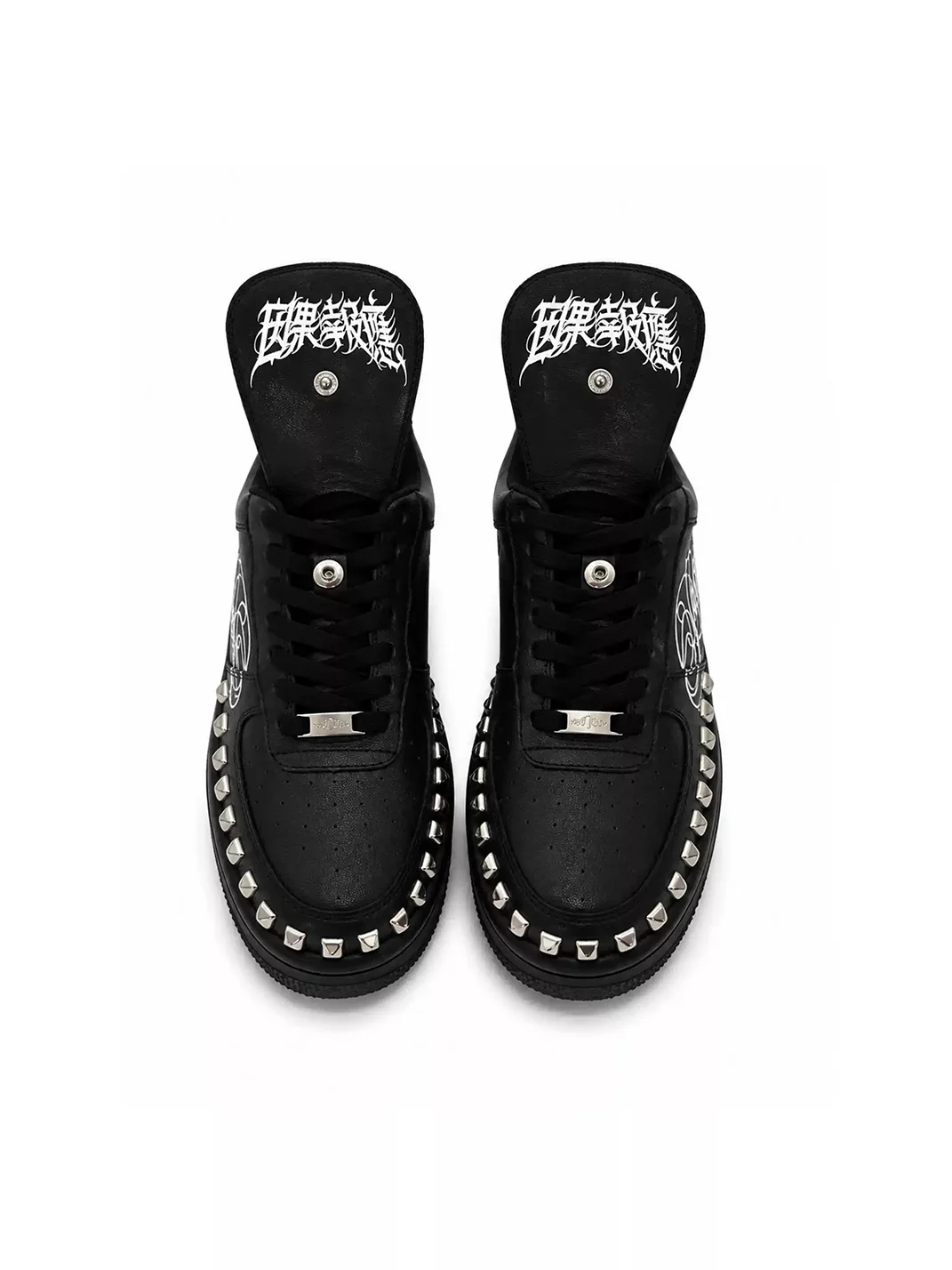 KARMANISTIC | Rivet Thick Sole Low-Top Sneakers