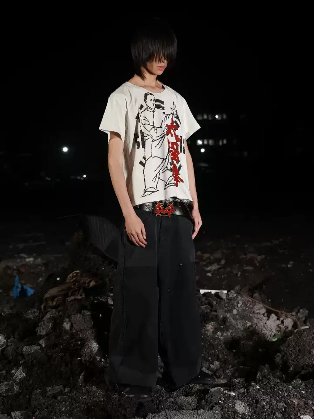 SANSLAWS | Tai Chi Glitter Rhinestone Graphic T-Shirt