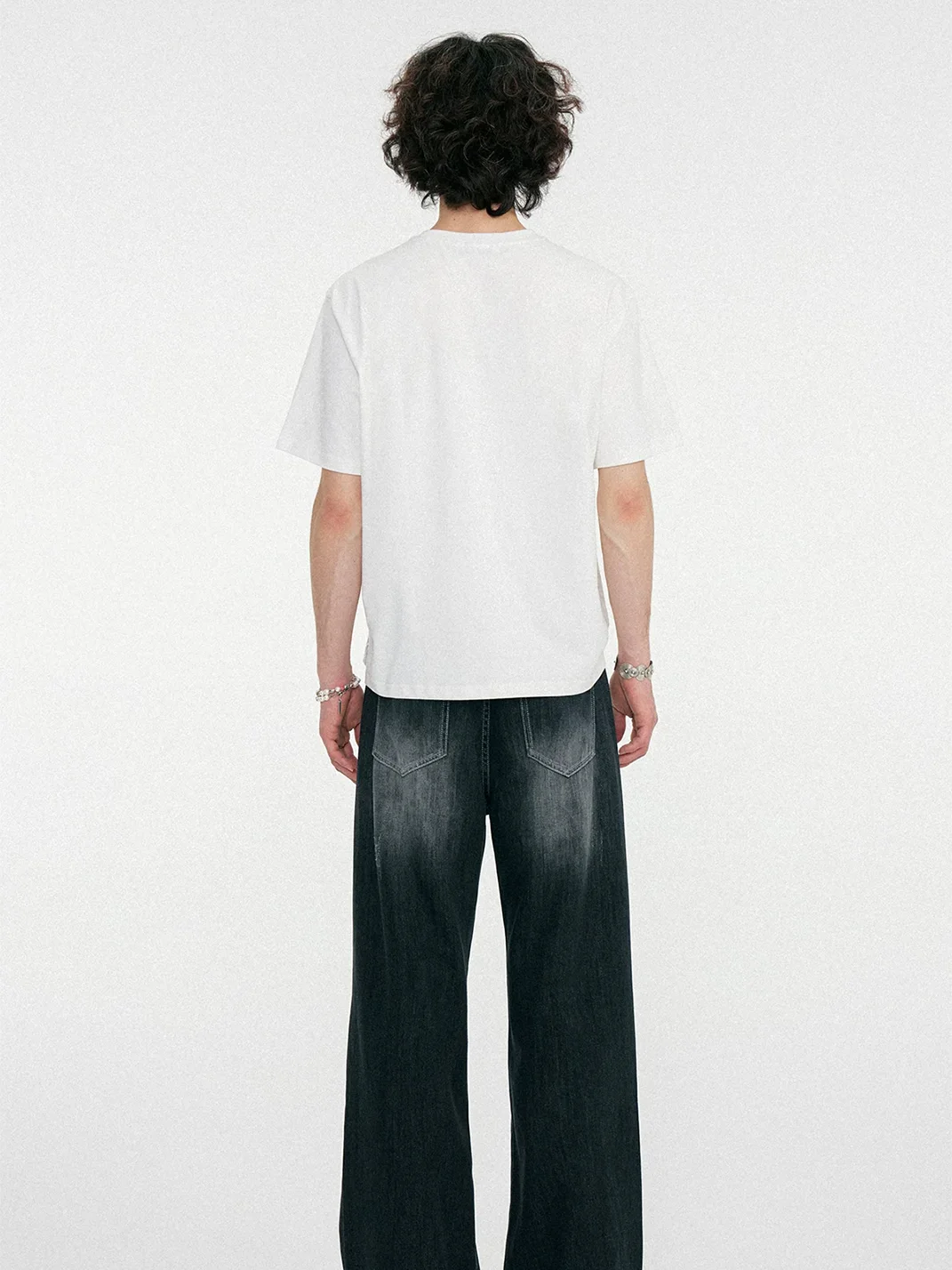 WM | Loose Fit Rhinestone Graphic T-Shirt
